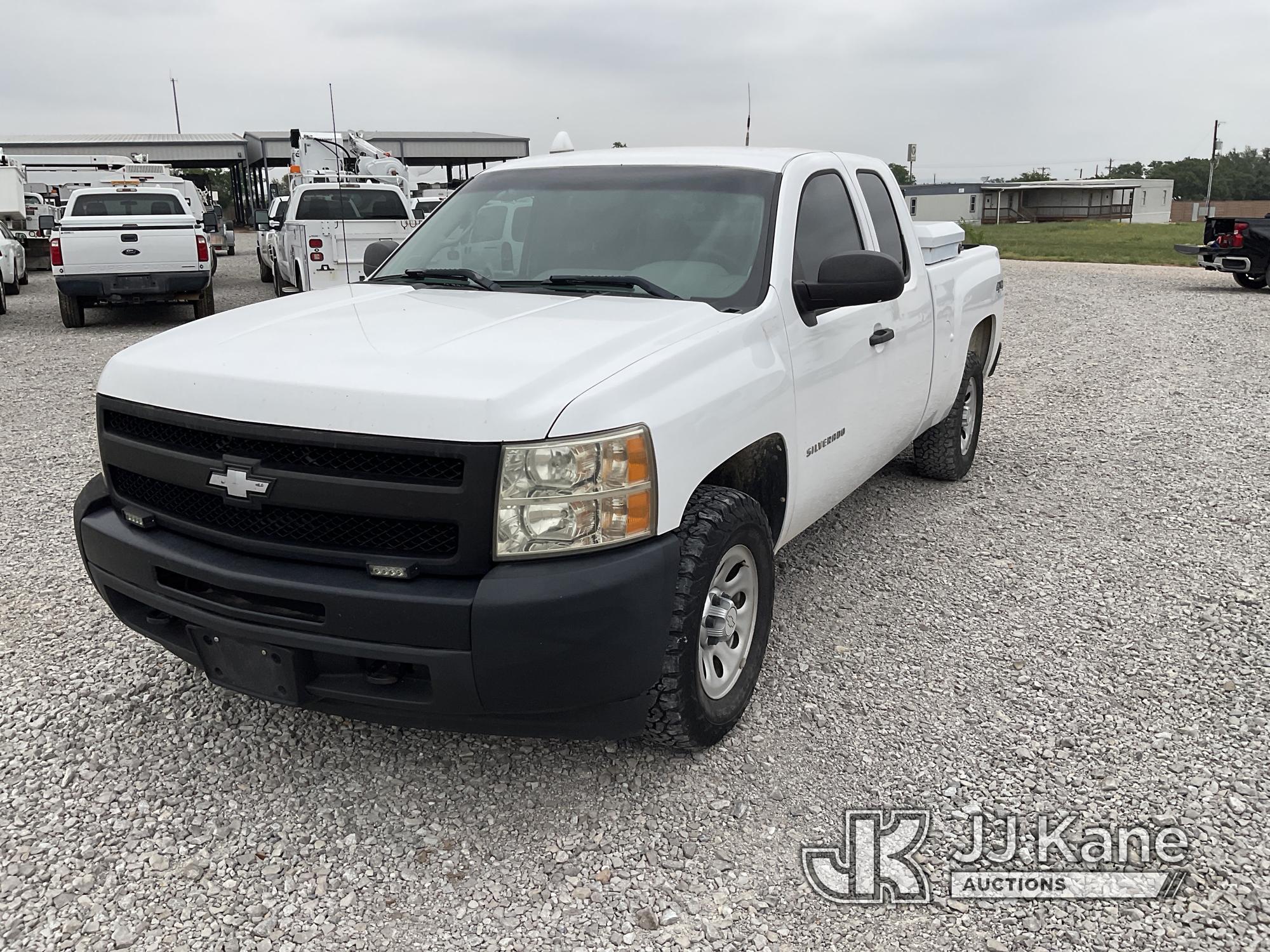 (Johnson City, TX) 2010 Chevrolet Silverado 1500 4x4 Extended-Cab Pickup Truck, , Cooperative owned