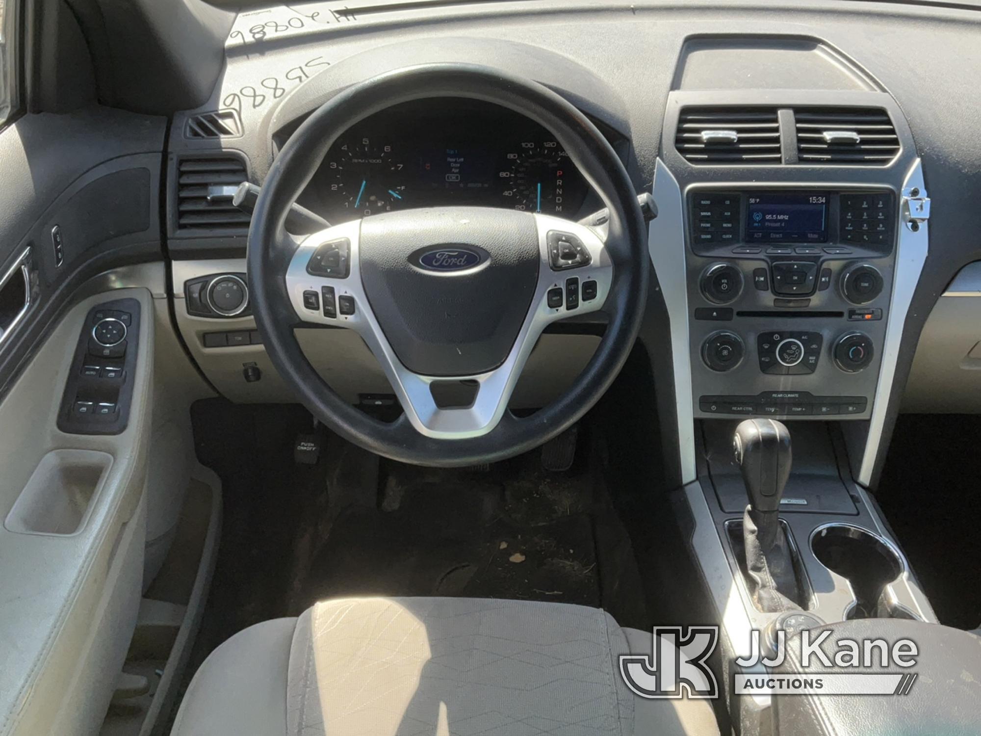 (South Beloit, IL) 2015 Ford Explorer 4x4 4-Door Sport Utility Vehicle Runs & Moves
