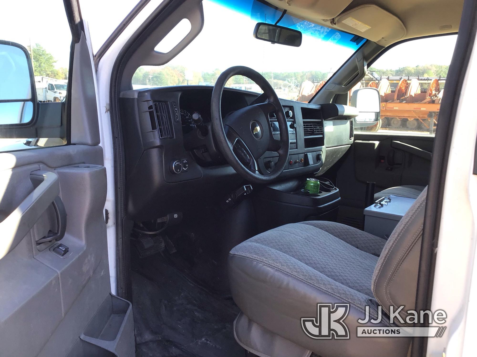 (Byram, MS) 2016 Chevrolet Express G2500 Cargo Van Runs & Moves) (Jump to Start) (Visor Missing,