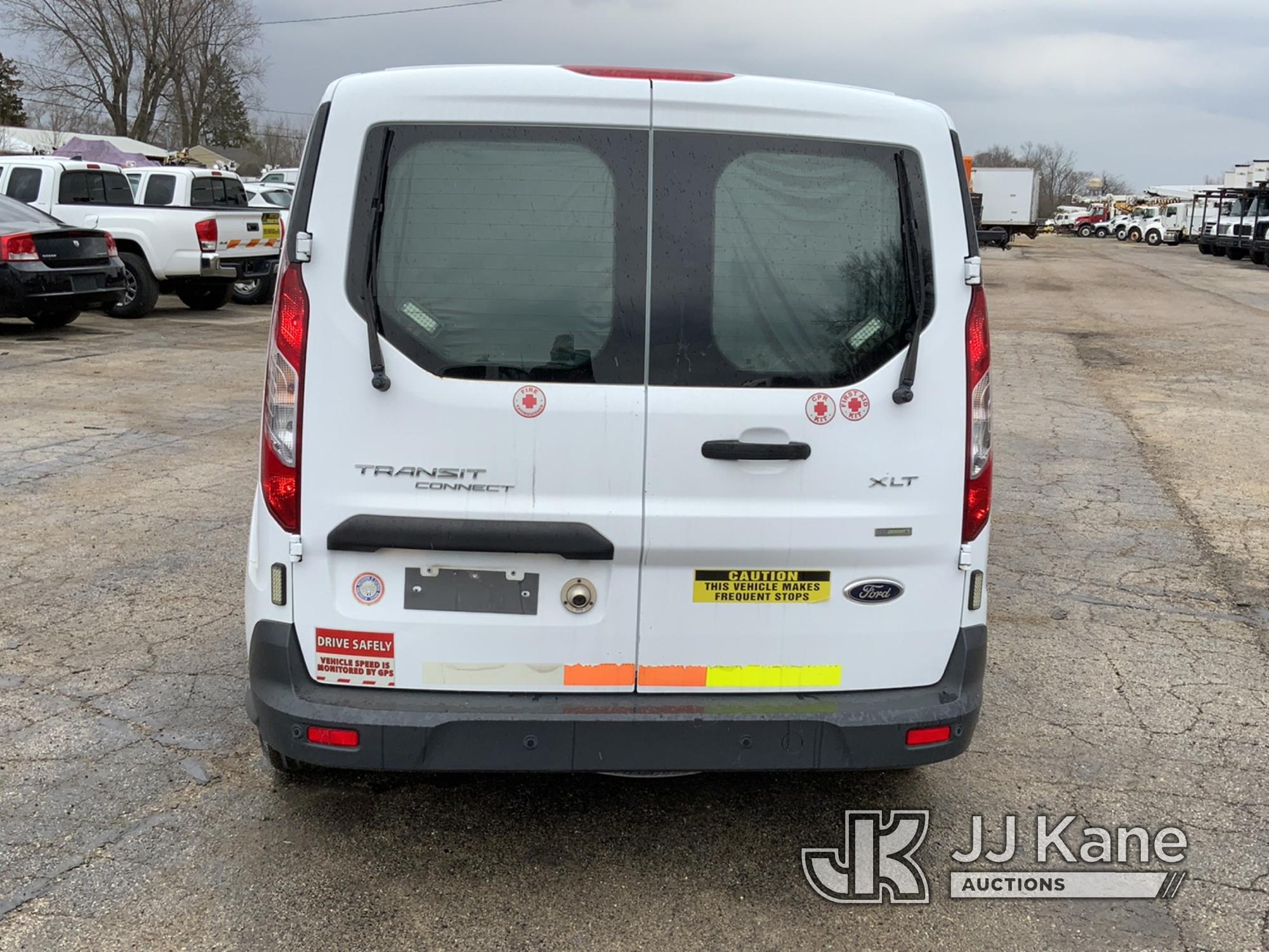 (South Beloit, IL) 2014 Ford Transit Connect Cargo Van Runs & Moves) (Steering Issues