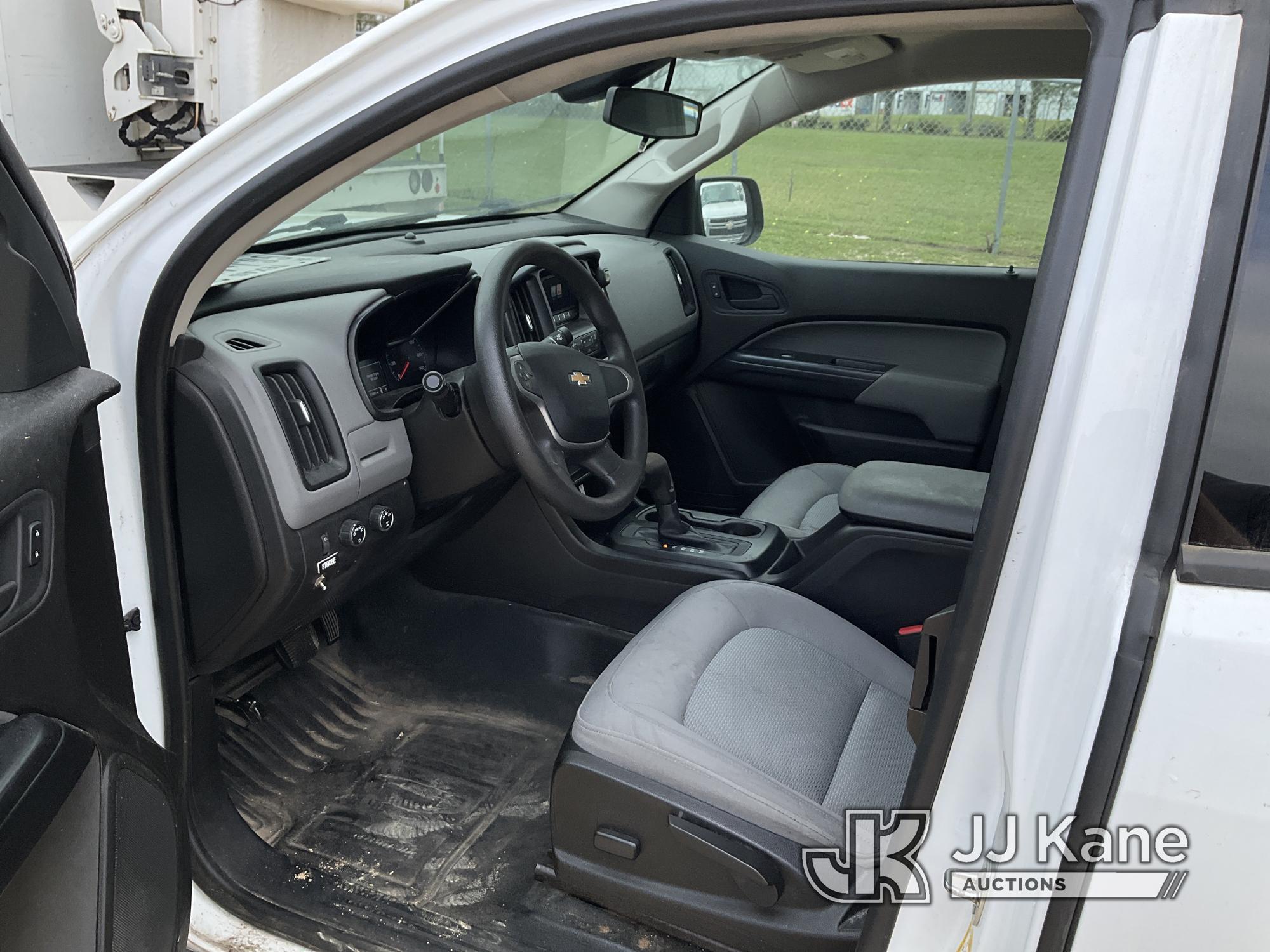 (Houston, TX) 2015 Chevrolet Colorado 4x4 Extended-Cab Pickup Truck Runs & Moves) (Jump To Start