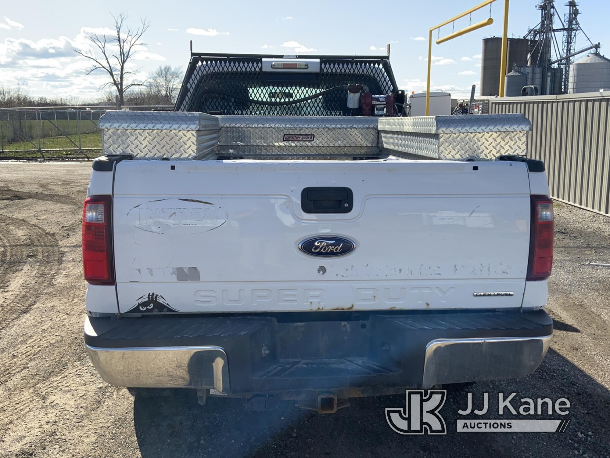 (South Beloit, IL) 2015 Ford F250 4x4 Extended-Cab Pickup Truck Runs & Moves