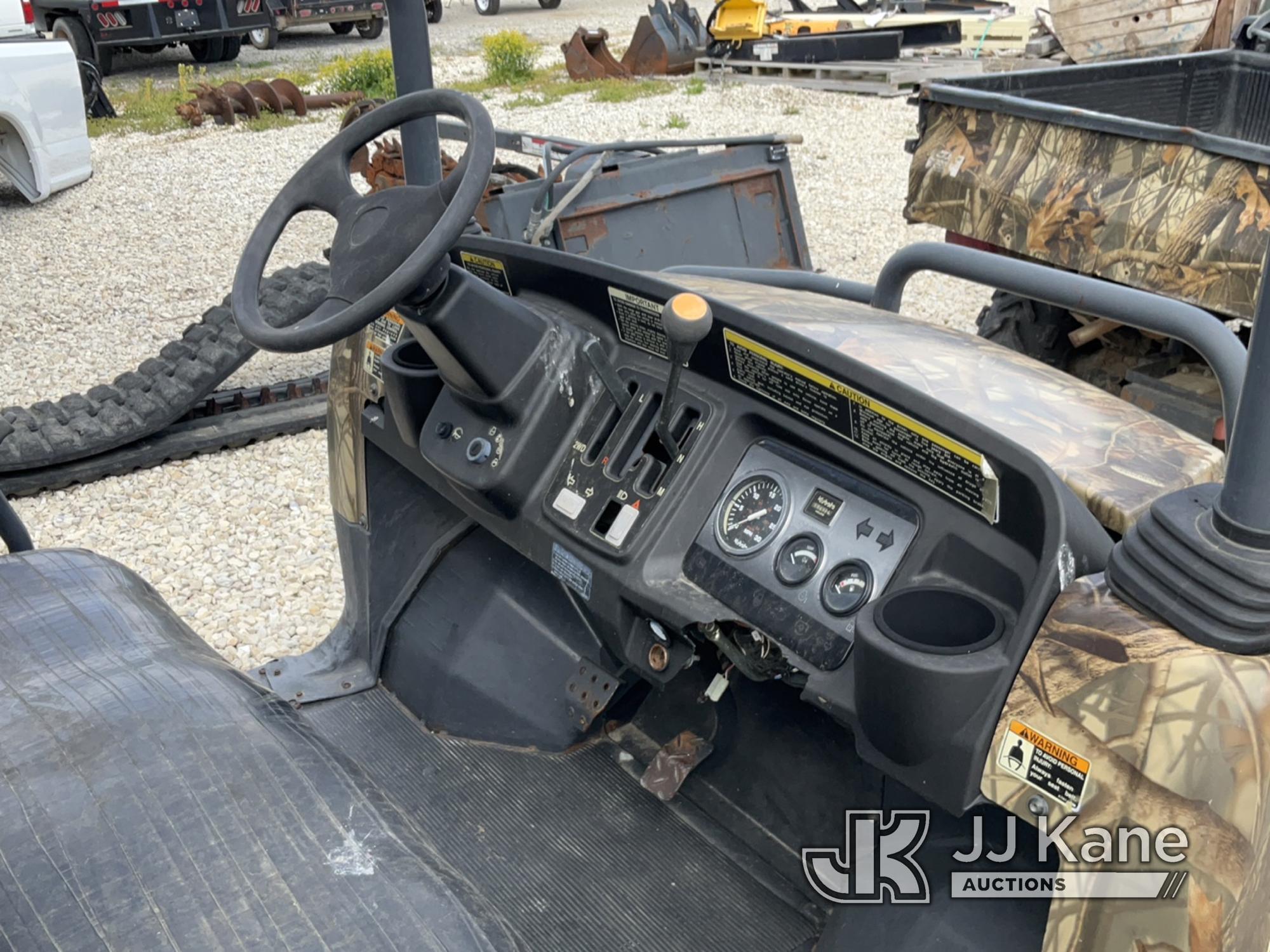 (Tipton, MO) 2007 Kubota RTV-900 4x4 Yard Cart No Title) (Not Running, Condition Unknown.