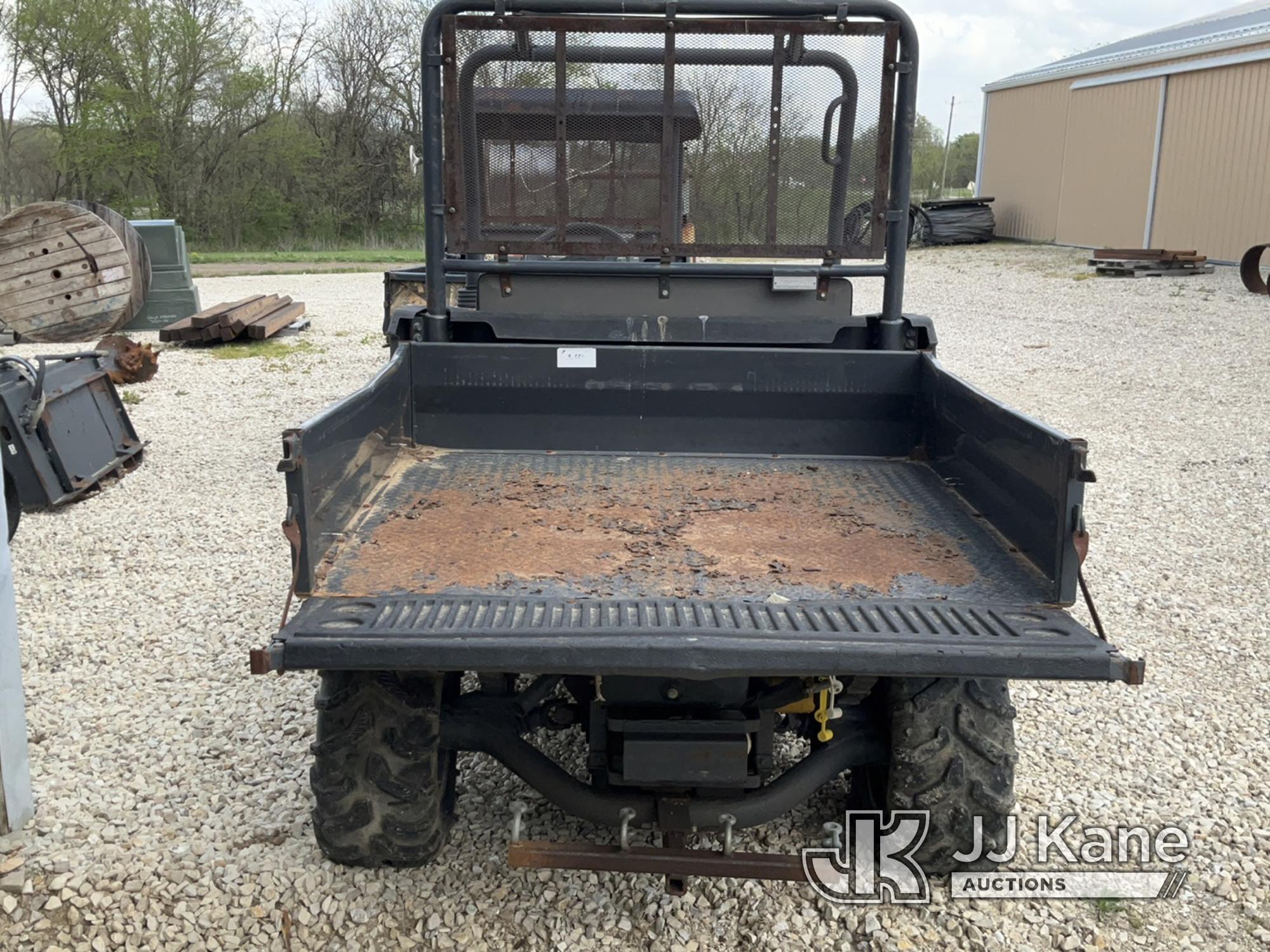 (Tipton, MO) 2007 Kubota RTV-900 4x4 Yard Cart No Title) (Not Running, Condition Unknown.