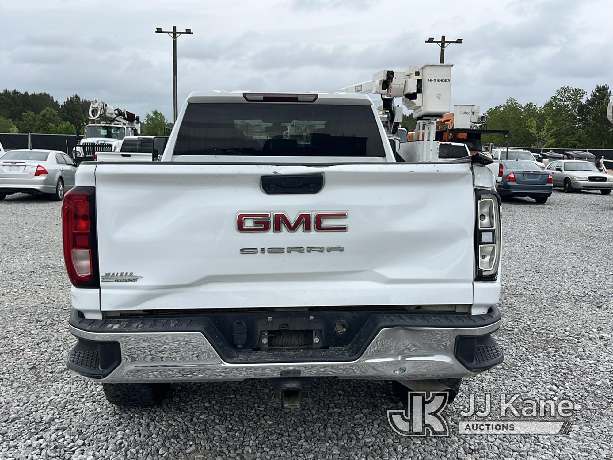 (Covington, LA) 2020 GMC Sierra 2500HD 4x4 Crew-Cab Pickup Truck Runs & Moves) (Body Damage, Tailgat
