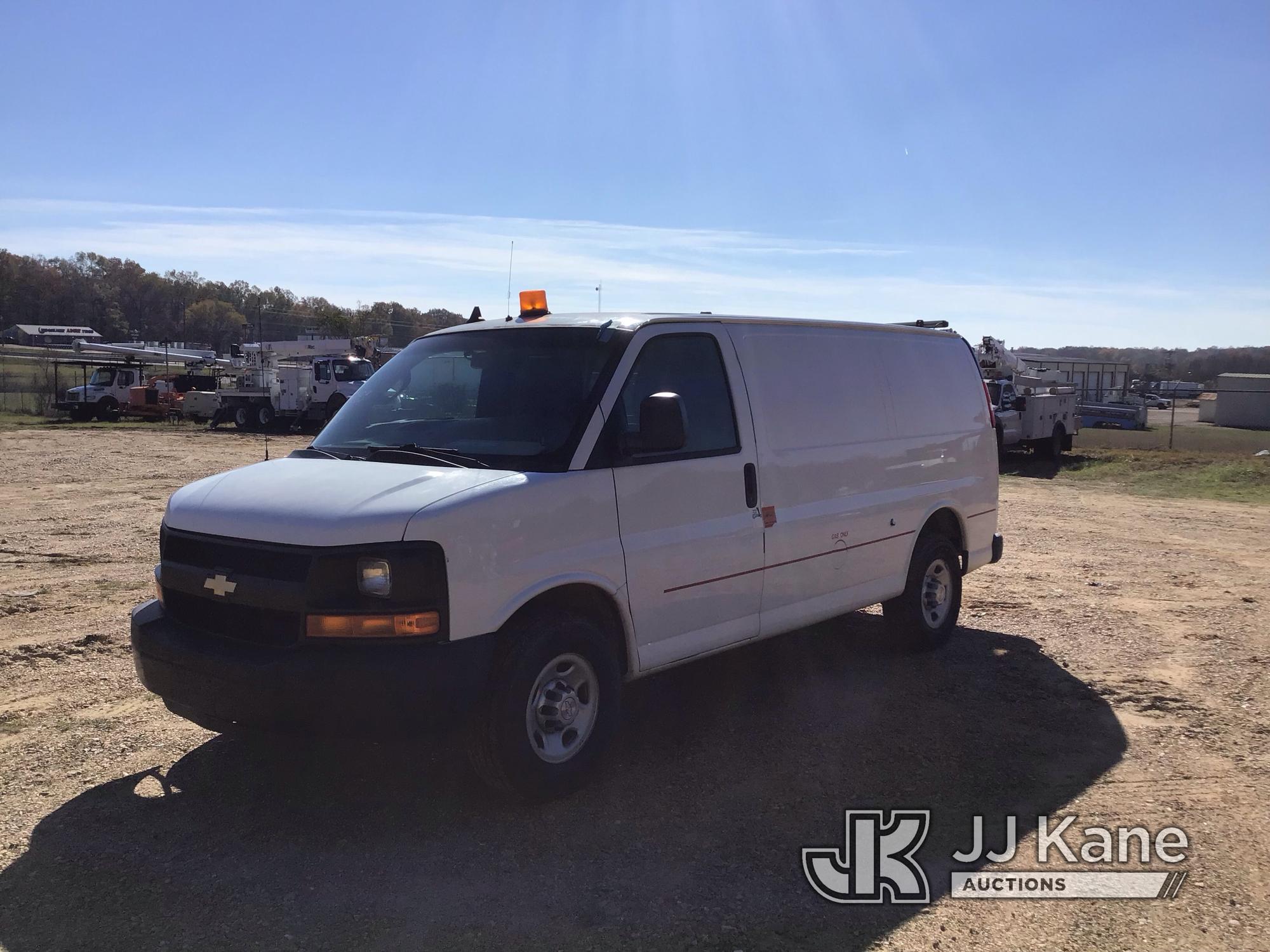 (Byram, MS) 2016 Chevrolet Express G2500 Cargo Van Runs & Moves) (Jump to Start) (Visor Missing,