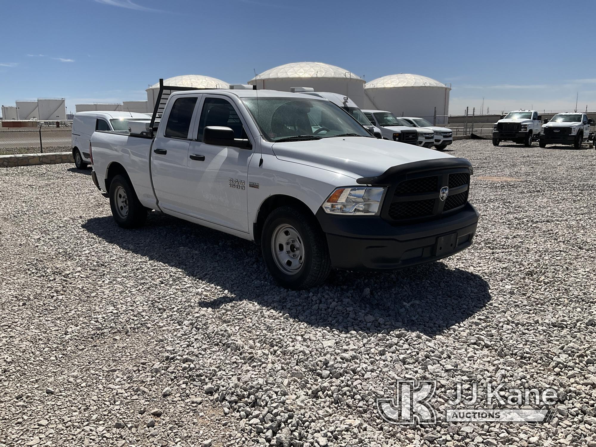 (El Paso, TX) 2016 RAM 1500 Crew-Cab Pickup Truck Runs & Moves) (Check Engine Light Active, TPMS Lig