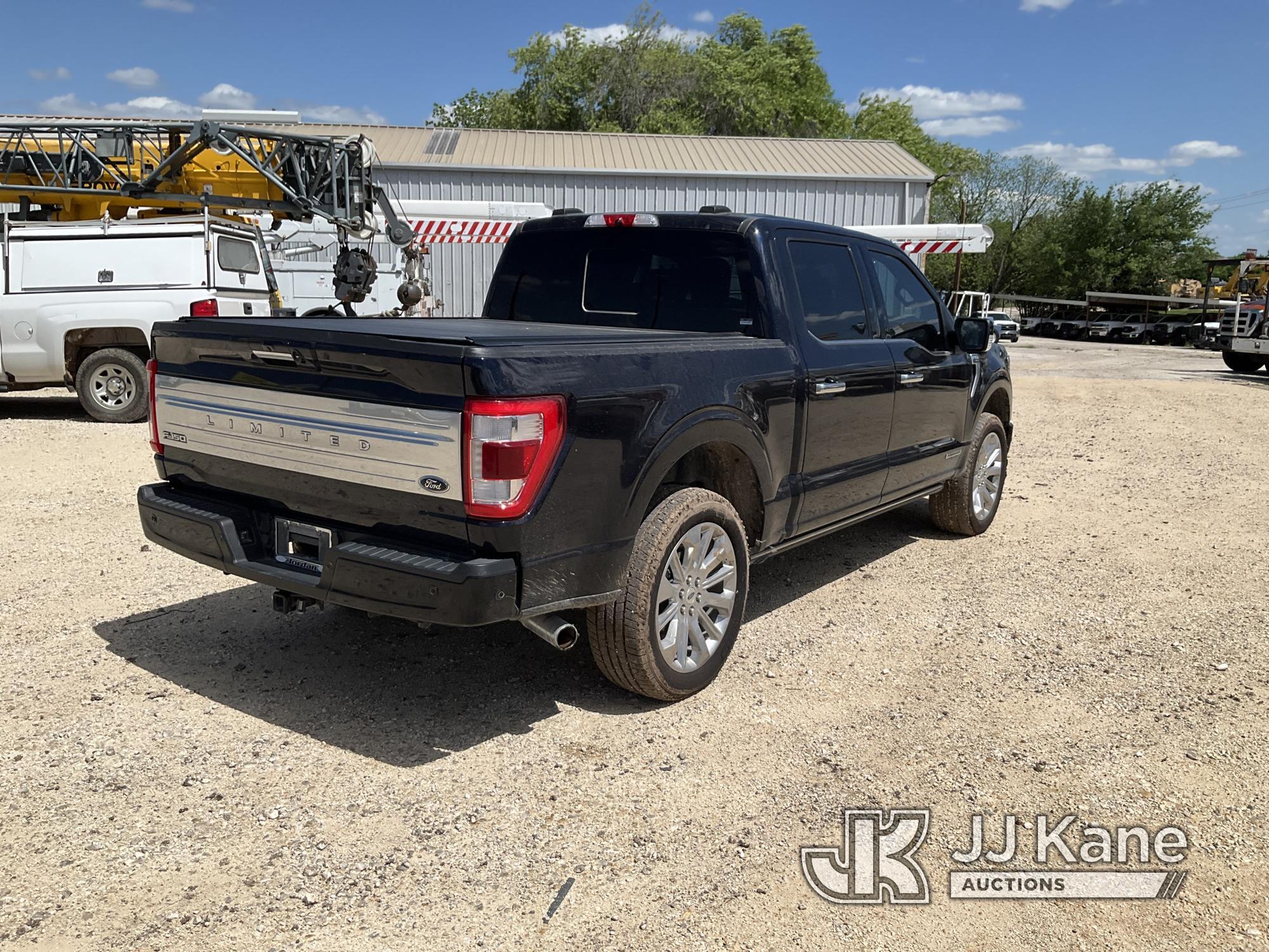 (San Antonio, TX) 2021 Ford F150 4x4 Crew-Cab Pickup Truck Runs & Moves) (Jump To Start) (Check Engi