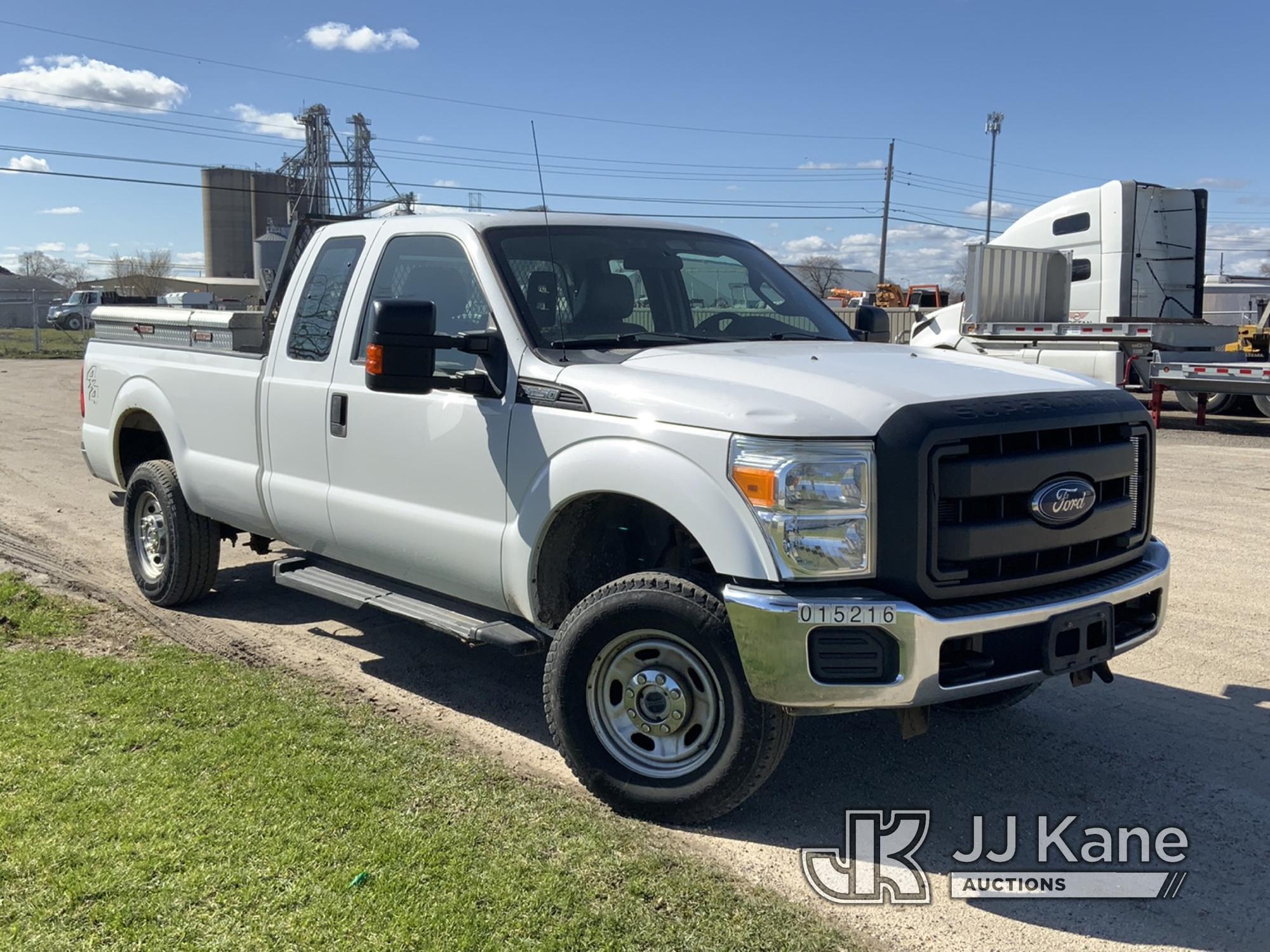 (South Beloit, IL) 2015 Ford F250 4x4 Extended-Cab Pickup Truck Runs, Moves, Check Engine Light On