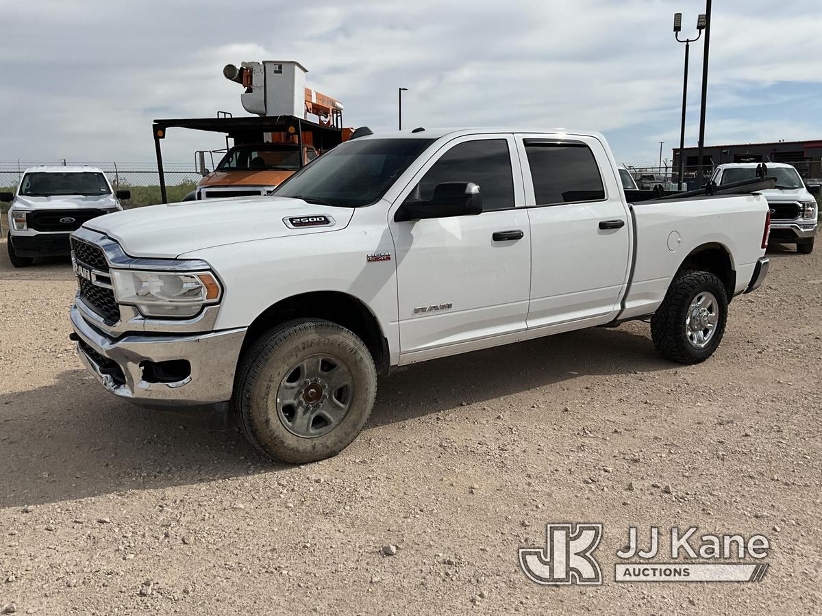 (Odessa, TX) 2019 RAM 2500 4x4 Crew-Cab Pickup Truck Runs & Moves) (Engine Tick, Check Engine Light