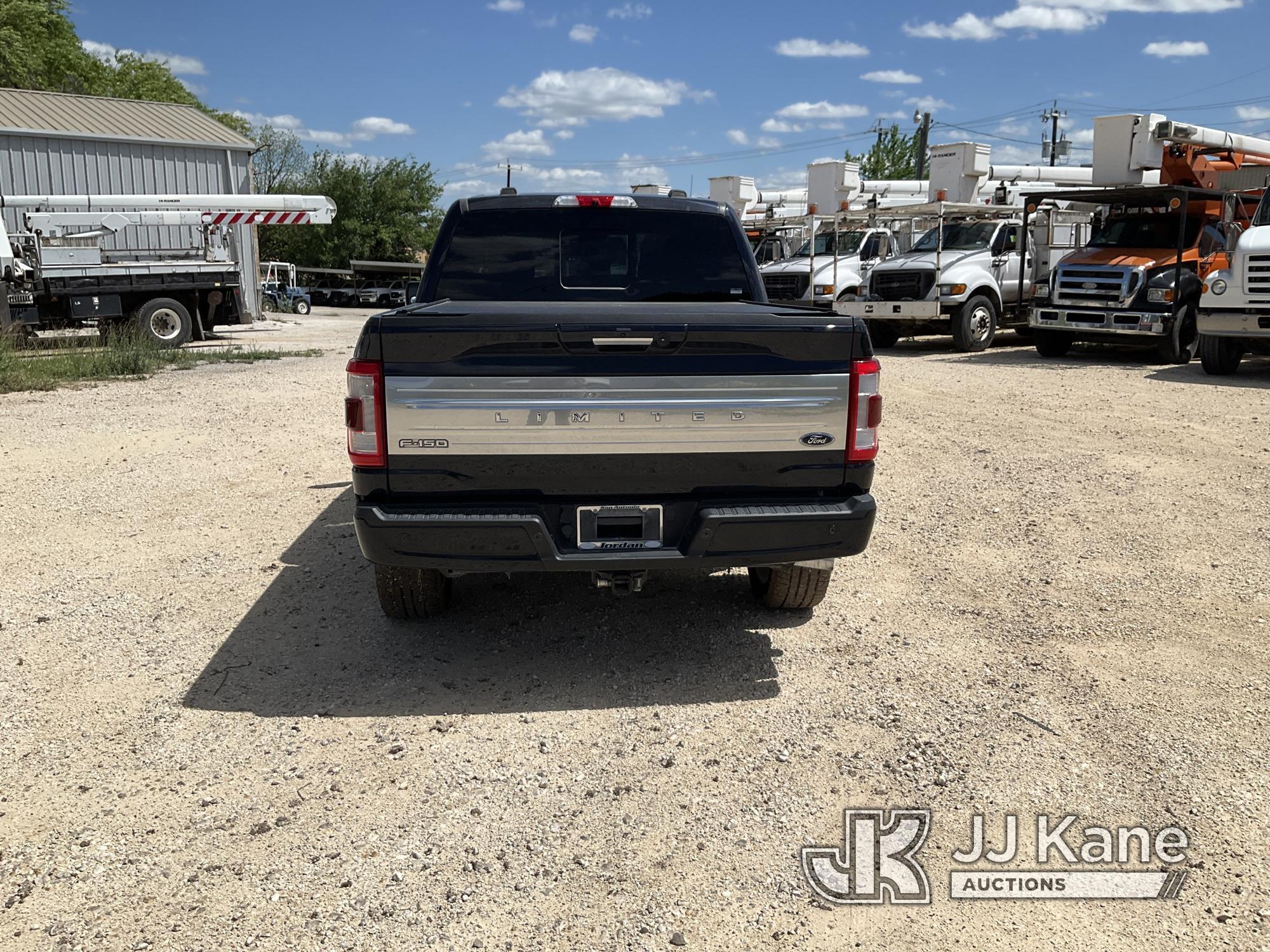 (San Antonio, TX) 2021 Ford F150 4x4 Crew-Cab Pickup Truck Runs & Moves) (Jump To Start) (Check Engi