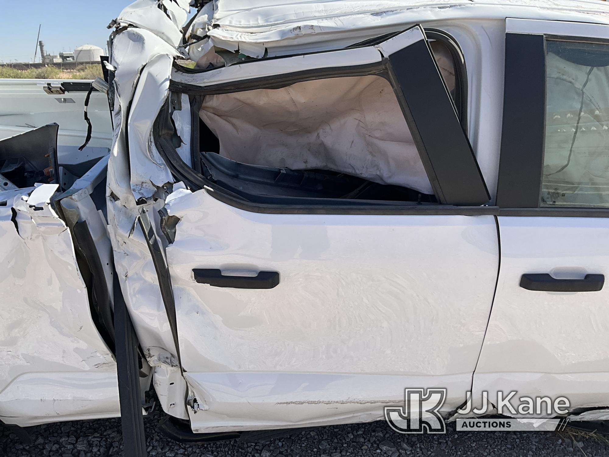 (El Paso, TX) 2022 Ford F150 4x4 Crew-Cab Pickup Truck Wrecked, Not Running Or Moving, Air Bags Depl