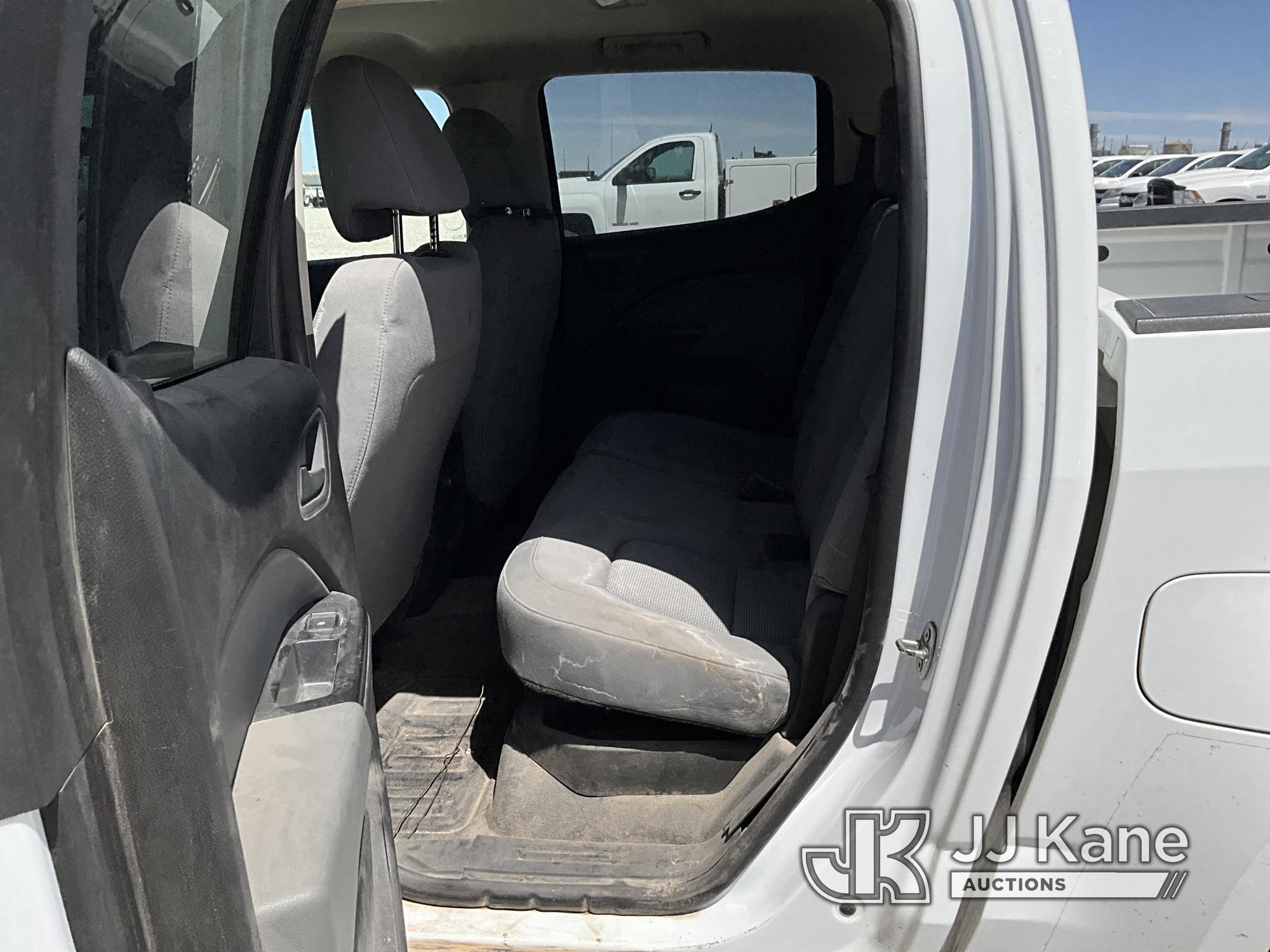 (El Paso, TX) 2015 Chevrolet Colorado 4x4 Crew-Cab Pickup Truck Runs & Moves) (Paint Damage, Spares