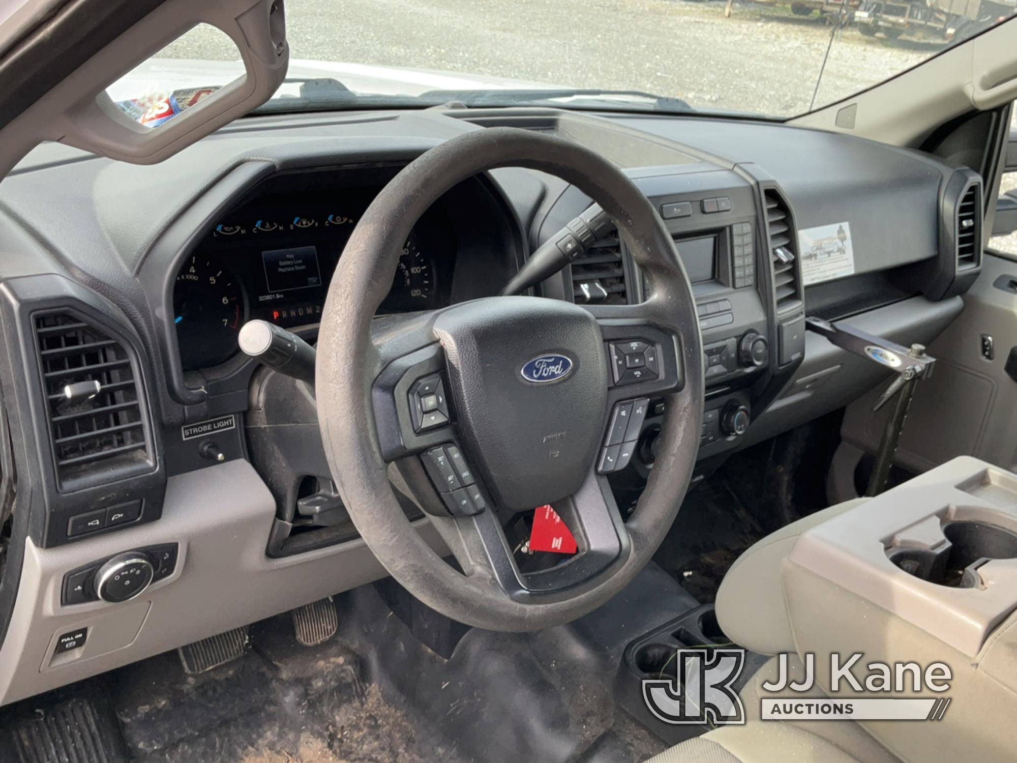 (Hawk Point, MO) 2016 Ford F150 4x4 Extended-Cab Pickup Truck Runs & Moves)  (Check Engine Light On,