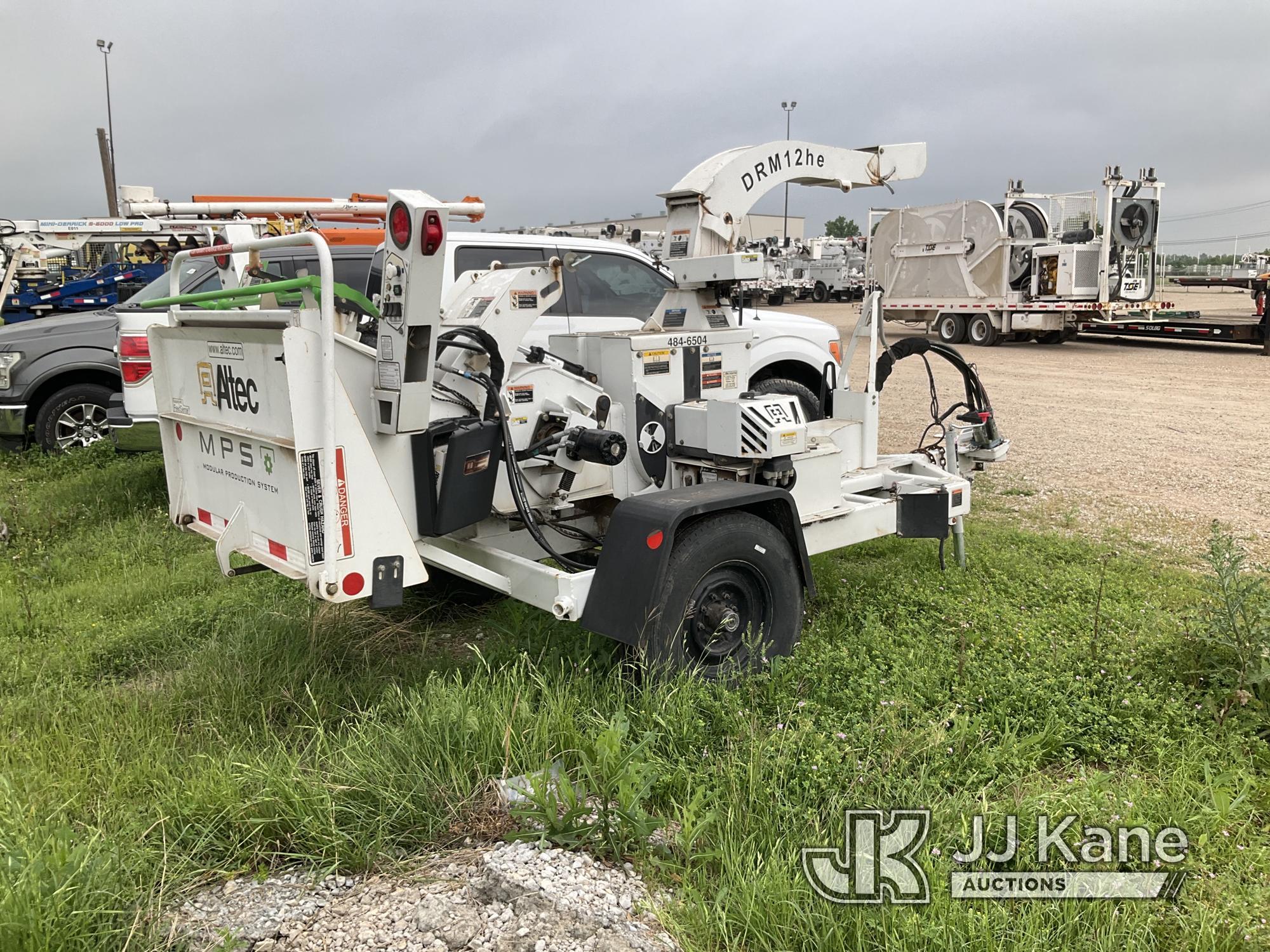 (Waxahachie, TX) 2016 Altec DRM12he Chipper (12in Drum) Fair) (Seller States: Has Low Power