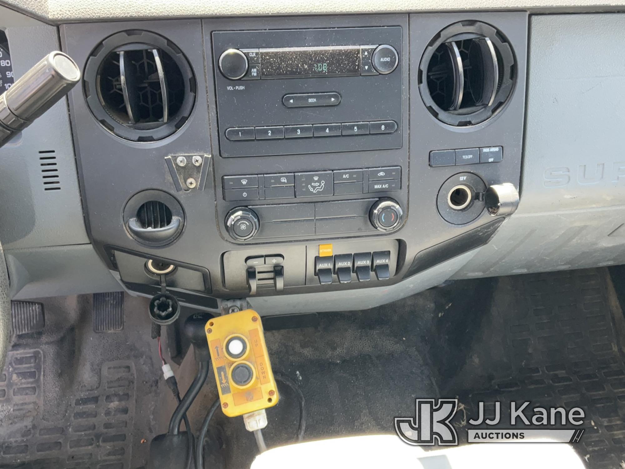 (South Beloit, IL) 2012 Ford F450 4x4 Dump Truck Not Running, Condition Unknown, Cranks, Check Engin