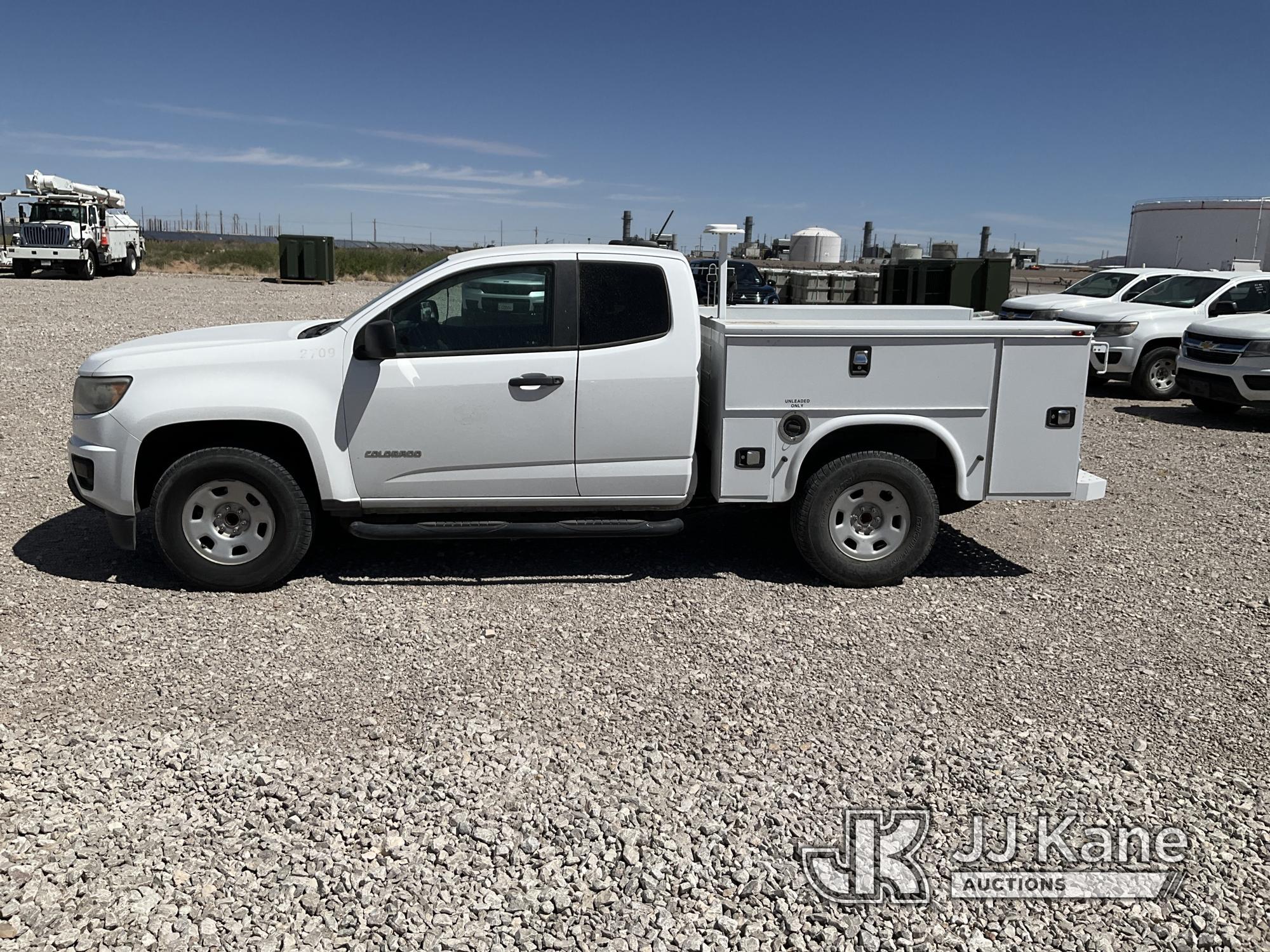 (El Paso, TX) 2016 Chevrolet Colorado Extended-Cab Service Truck Starts, Runs and Moves, Heavy Fuel