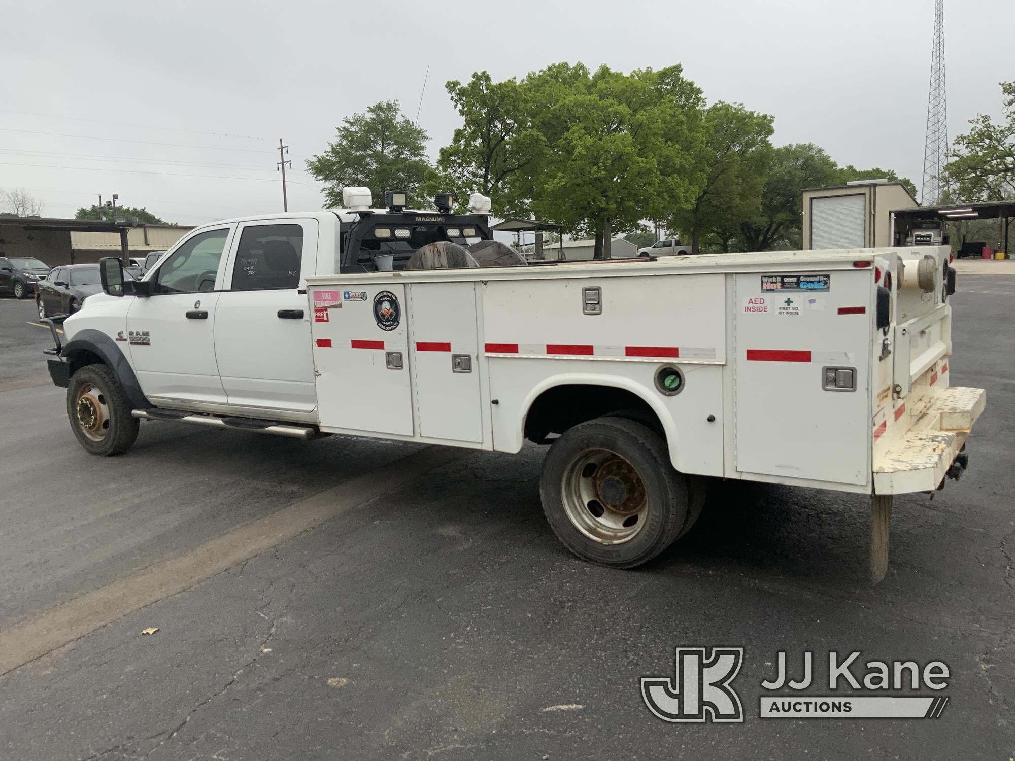 (Douglassville, TX) 2014 RAM 5500 4x4 Crew-Cab Service Truck, Cooperative Owned Runs. Moves. Check E