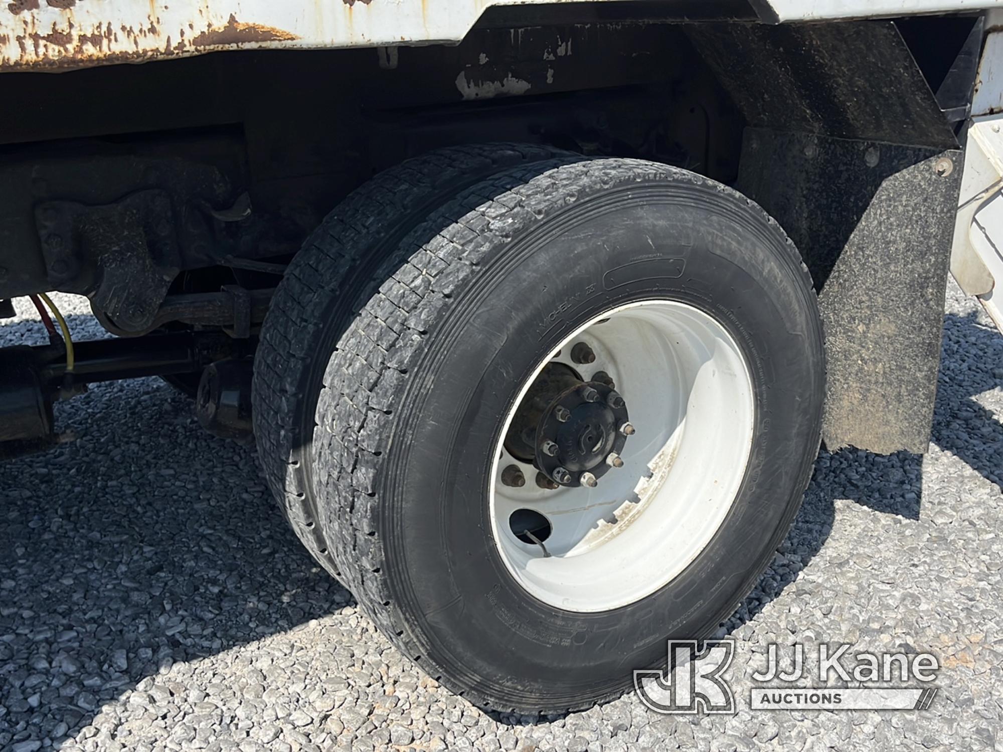 (Covington, LA) Altec DC47-TR, Digger Derrick rear mounted on 2019 Freightliner M2 106 Flatbed/Utili