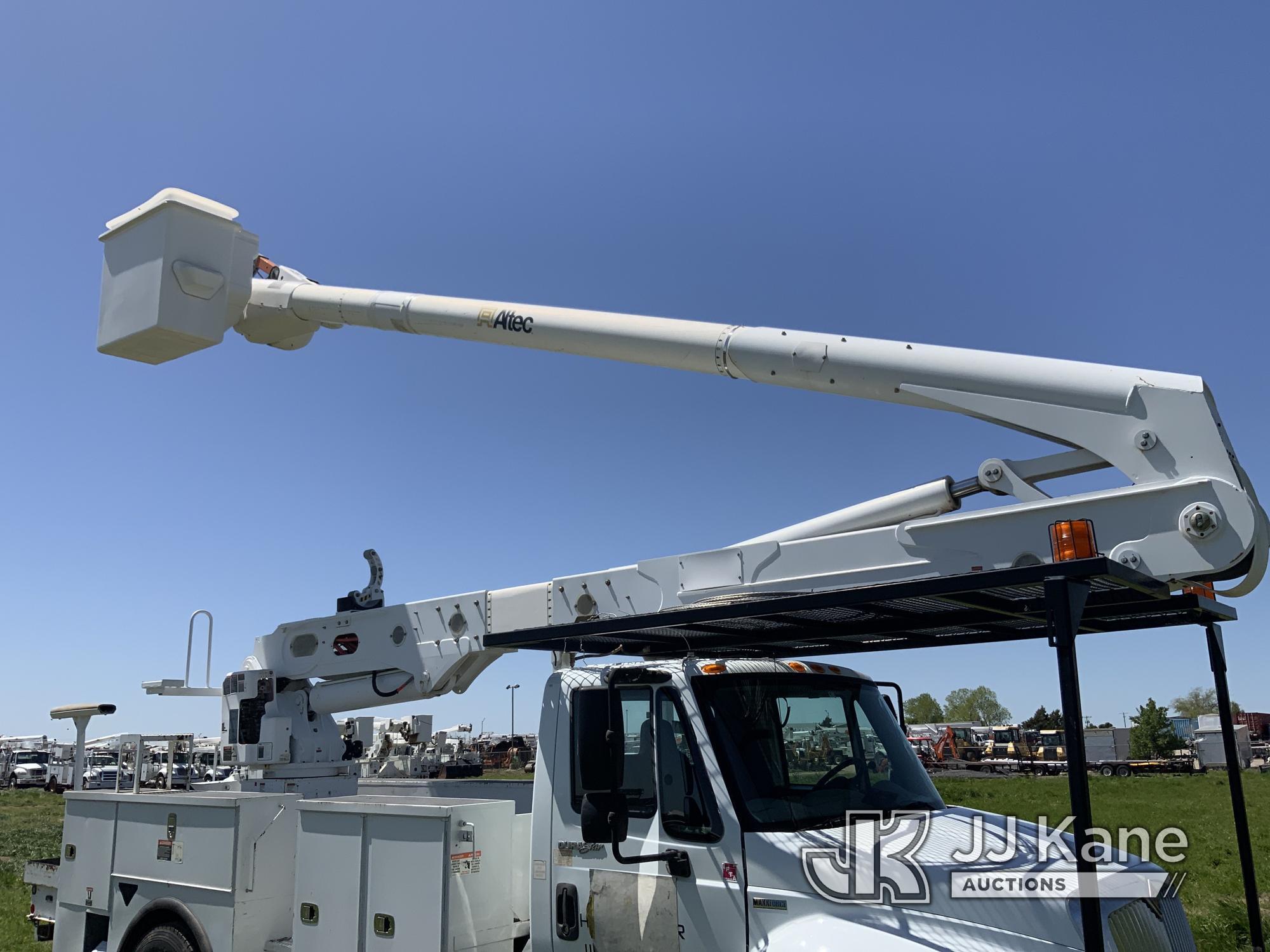 (Yukon, OK) Altec AA55E, Material Handling Bucket Truck rear mounted on 2013 International 4300 Dura