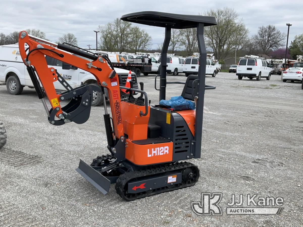 (Hawk Point, MO) 2024 AGT LH12R Mini Hydraulic Excavator New/Unused) (Hour Meter Show 48 Hours But M