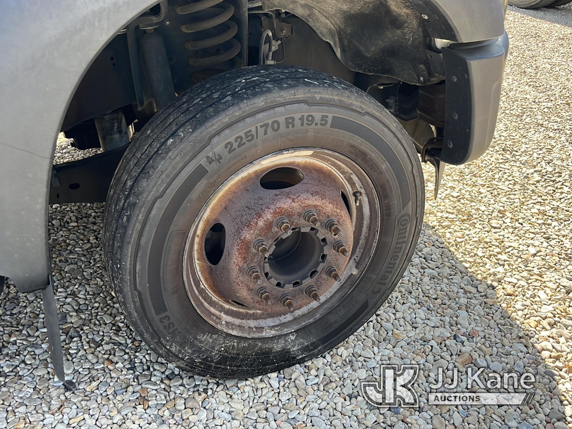 (Robert, LA) 2012 Ford F550 Enclosed High-Top Service Truck Starts With Jump, Will Not Run Without J