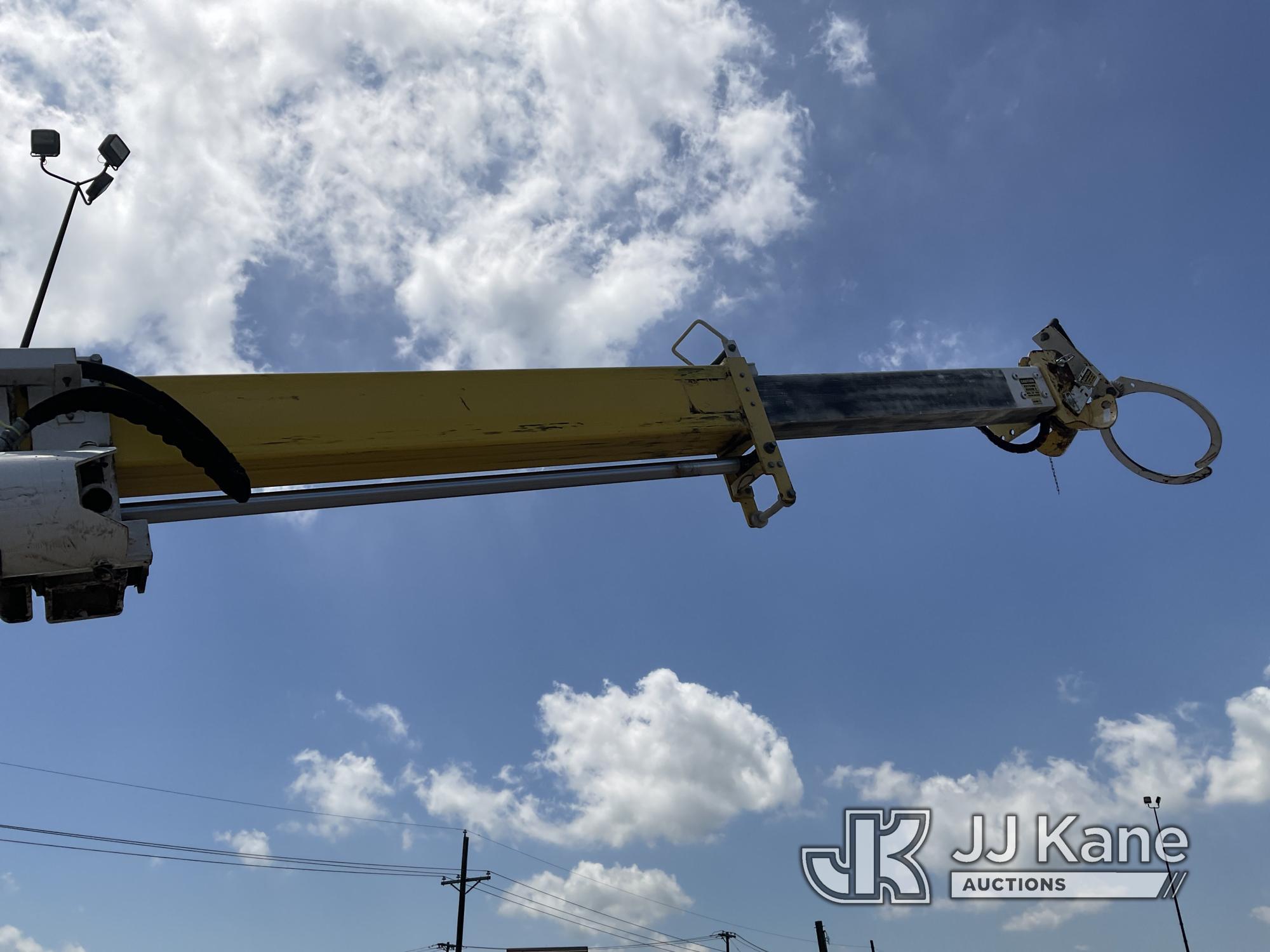 (Waxahachie, TX) Skylift S-6000 Low Pro Runs, Moves & Upper Operates.