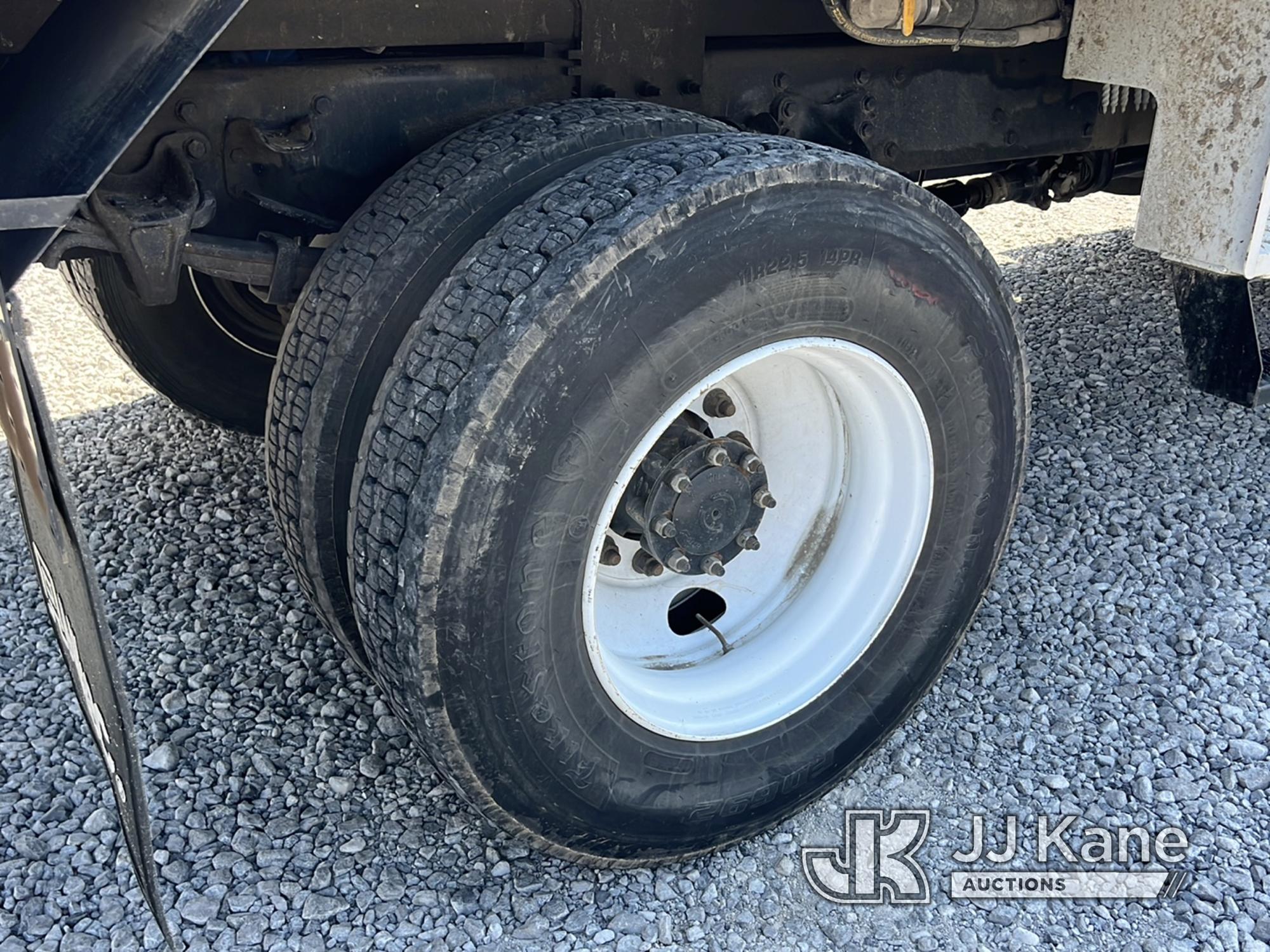 (Covington, LA) Altec DC47-TR, Digger Derrick rear mounted on 2019 Freightliner M2 106 Flatbed/Utili