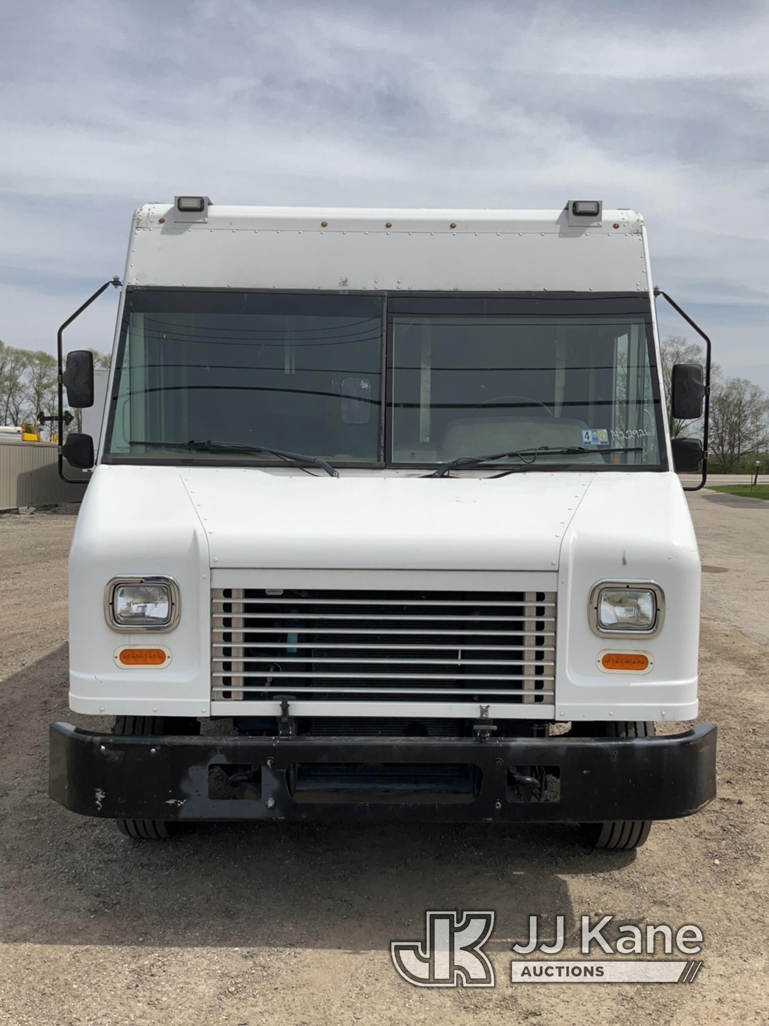 (South Beloit, IL) 2016 Freightliner MT45 Step Van Runs & Moves, Generator Runs But Smokes While Run