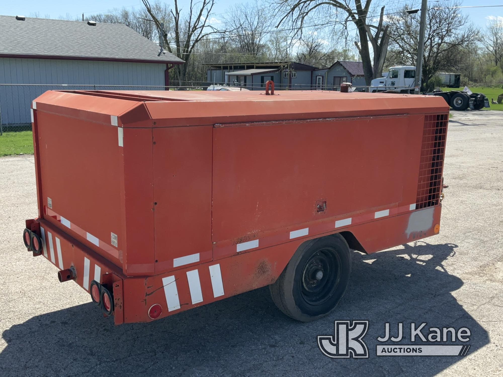 (South Beloit, IL) 1986 Ingersoll Rand Air Compressor Runs, Builds Air