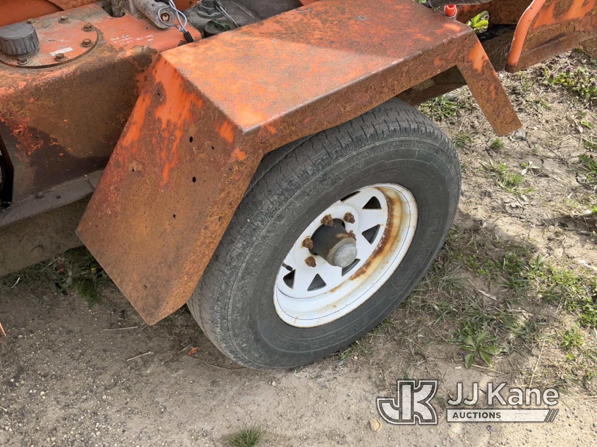 (South Beloit, IL) 2011 Vermeer BC1000XL Chipper (12in Drum) No Title) (Runs, Clutch Engages) (Missi