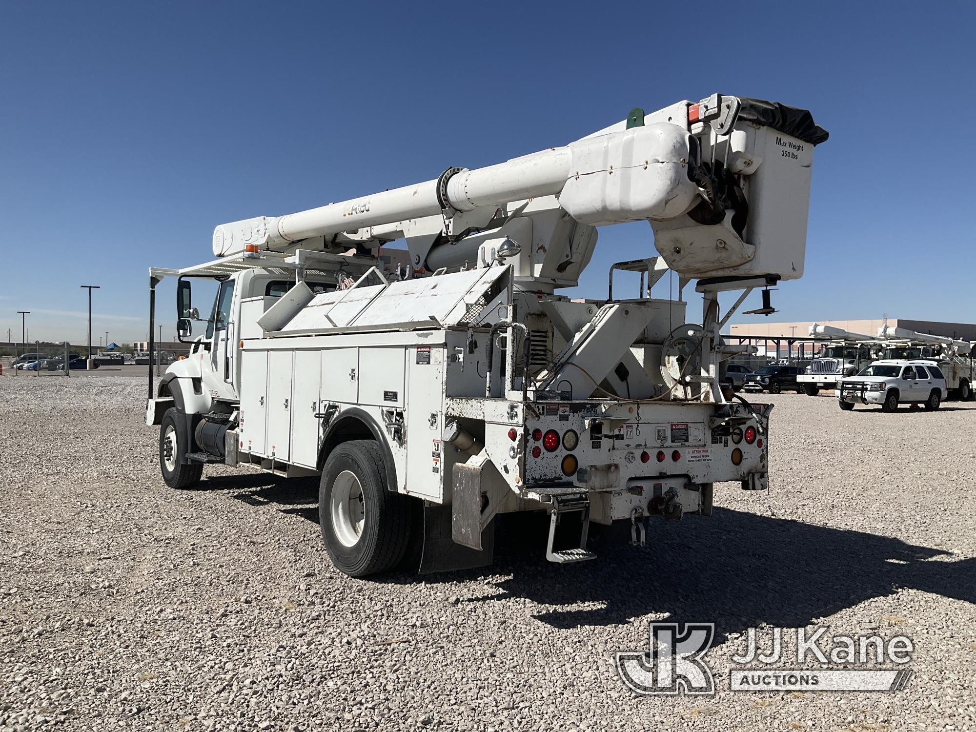 (El Paso, TX) Altec AM55-E, Over-Center Material Handling Bucket Truck rear mounted on 2008 Internat