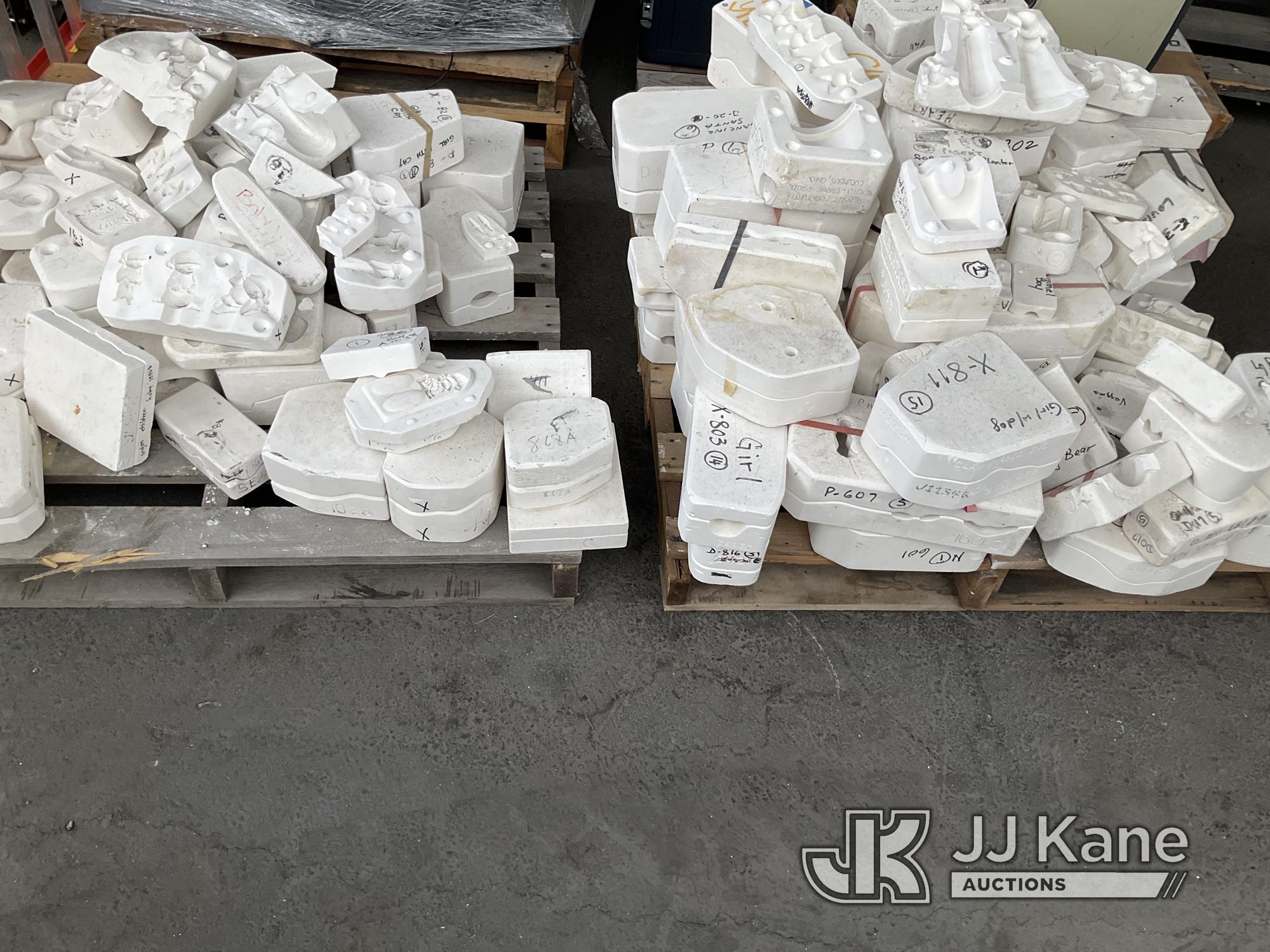 (Jurupa Valley, CA) 2 Pallets Of Clay Moldings (Used) NOTE: This unit is being sold AS IS/WHERE IS v