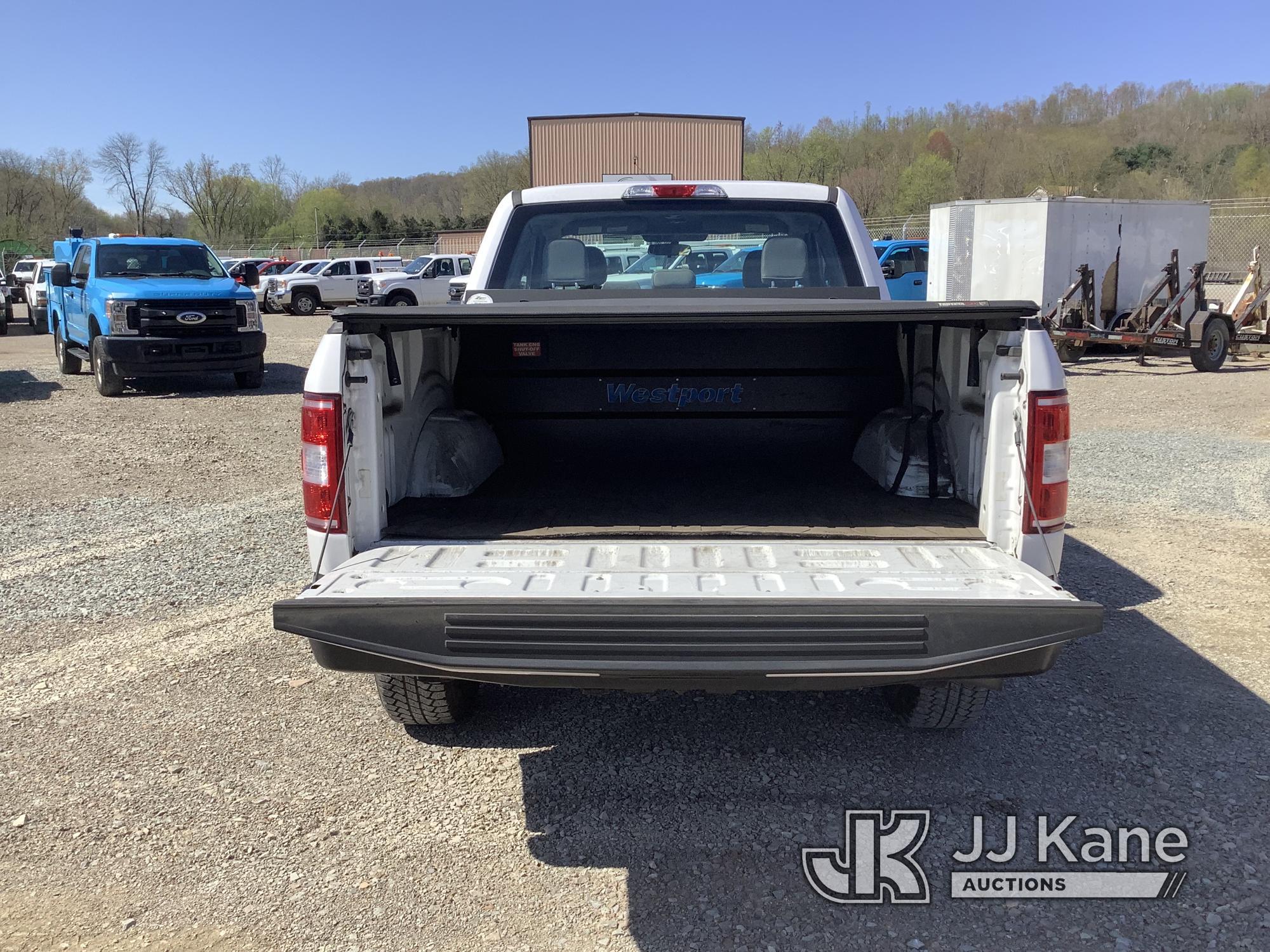 (Smock, PA) 2018 Ford F150 4x4 Extended-Cab Pickup Truck Runs & Moves, Rust Damage