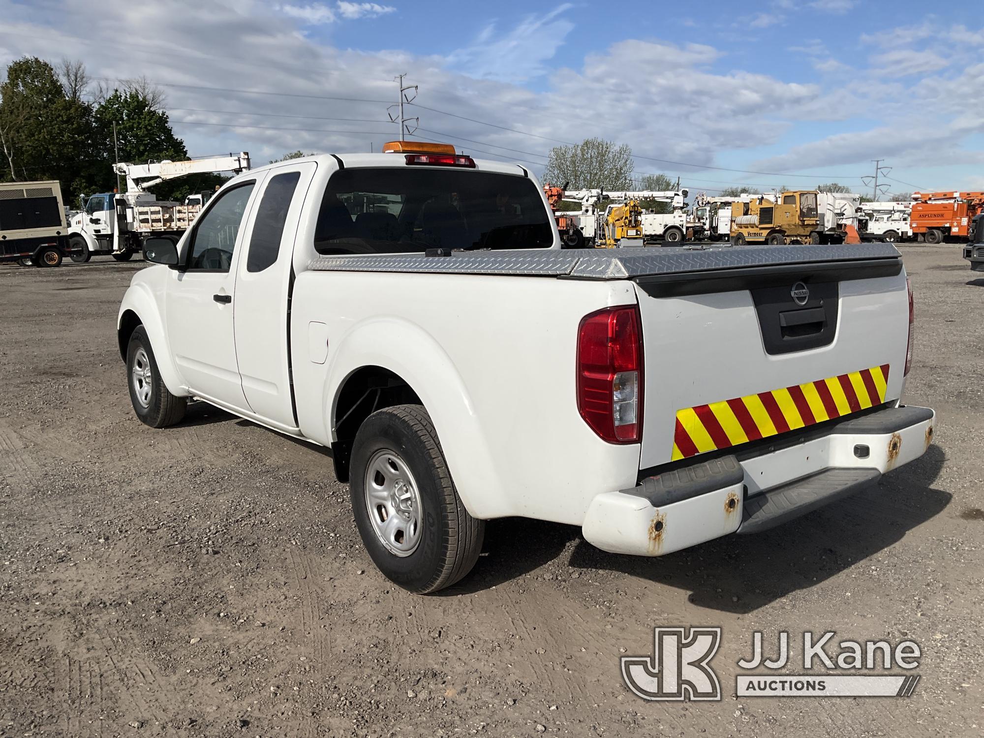 (Plymouth Meeting, PA) 2017 Nissan Frontier Extended-Cab Pickup Truck Runs & Moves, Body & Rust Dama