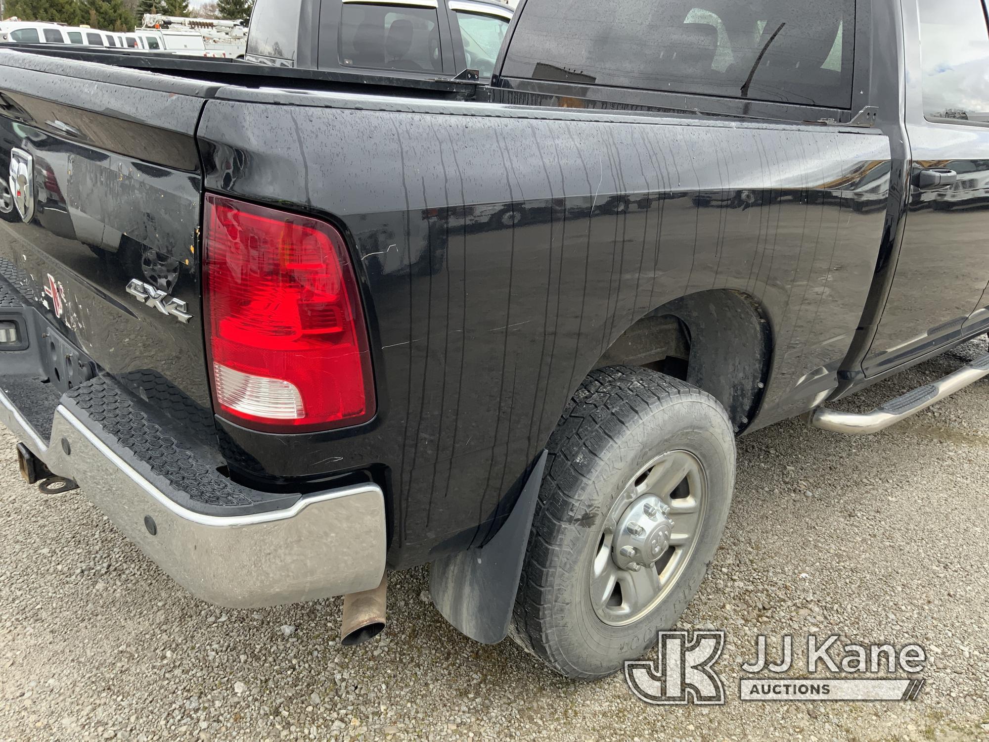 (Fort Wayne, IN) 2017 RAM 2500 4x4 Crew-Cab Pickup Truck Not Running, Condition Unknown, No Crank, E