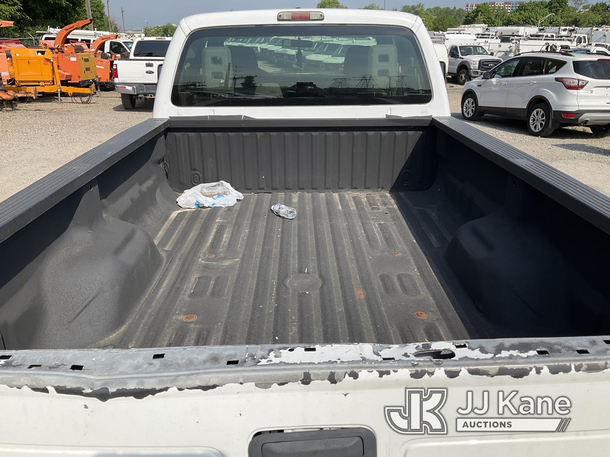 (Plymouth Meeting, PA) 2011 Ford F250 4x4 Extended-Cab Pickup Truck Runs & Moves, Body & Rust Damage