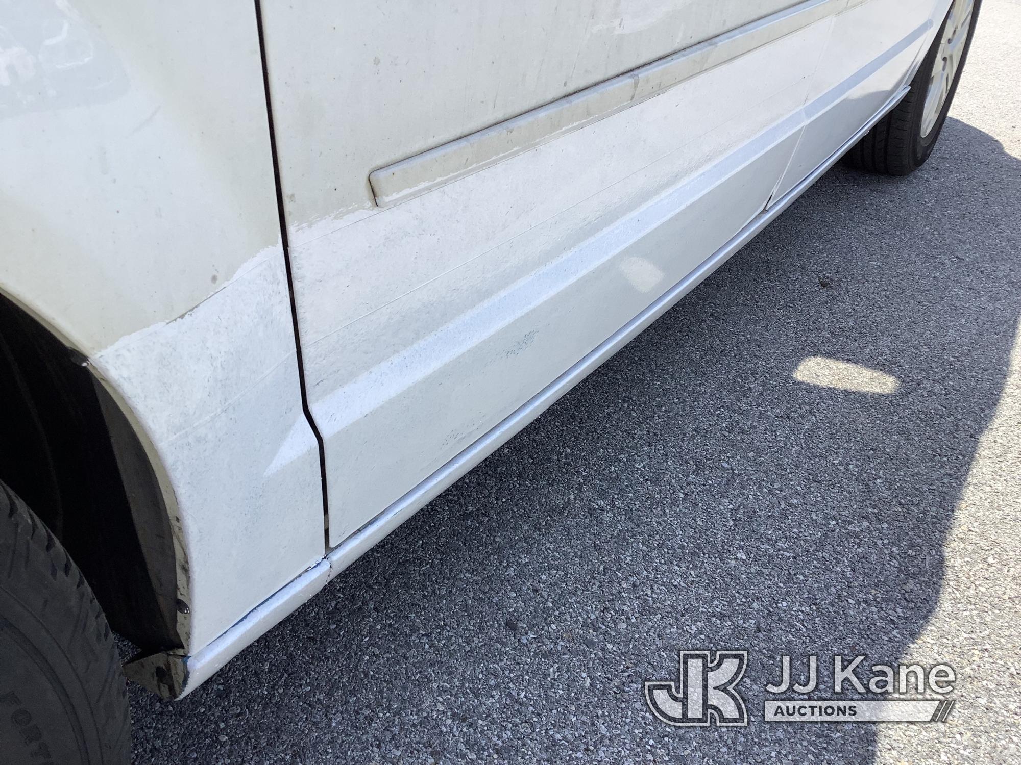 (Chester Springs, PA) 2015 Dodge Grand Caravan Mini Passenger Van Runs & Moves, Engine Noise, Check