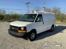 (Fort Wayne, IN) 2010 Chevrolet Express G2500 Cargo Van Runs & Moves