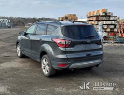 (Central Islip, NY) 2018 Ford Escape 4x4 4-Door Sport Utility Vehicle Engine Runs, Runs Rough, Does