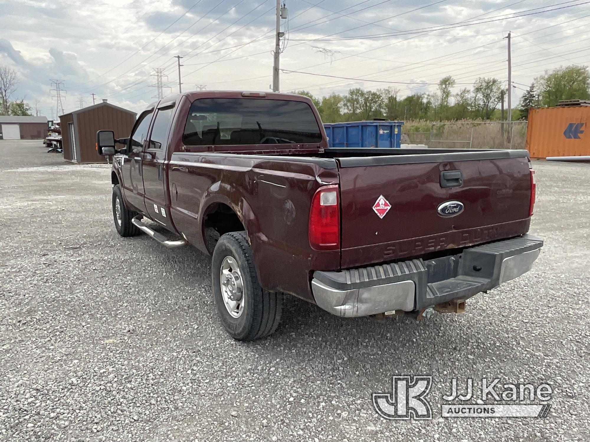 (Hobart, IN) 2010 Ford F250 4x4 Crew-Cab Pickup Truck Runs, Moves, Check Engine Light On) (Per Selle