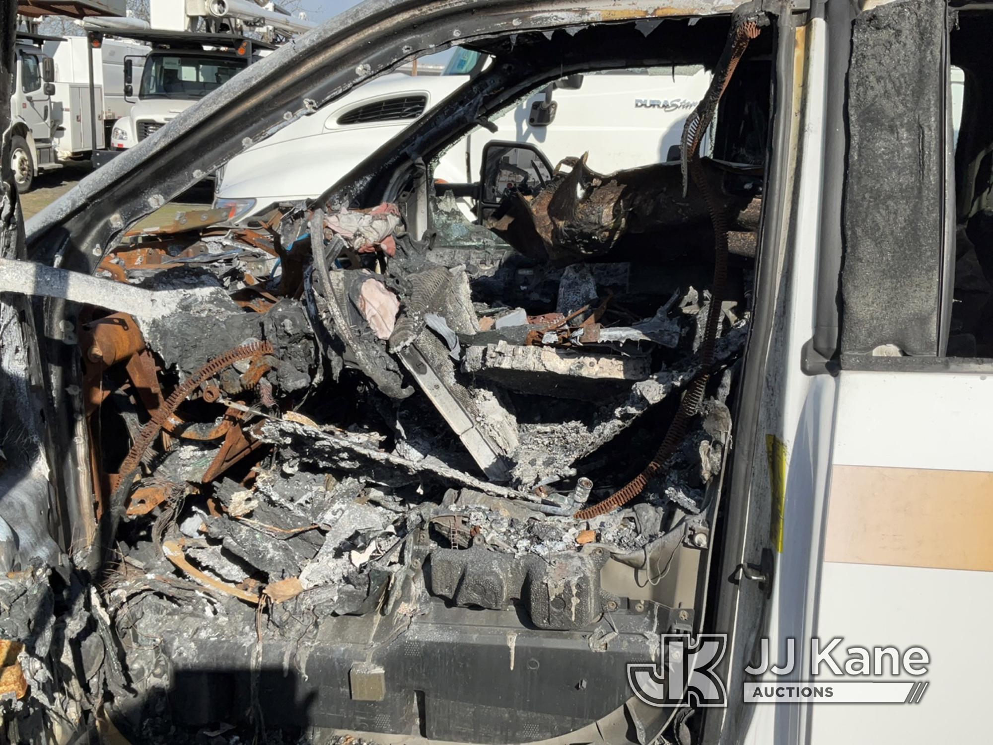 (Plains, PA) 2019 Ford F550 Extended-Cab Mechanics Service Truck Wrecked, Major Fire Damage, Parts O