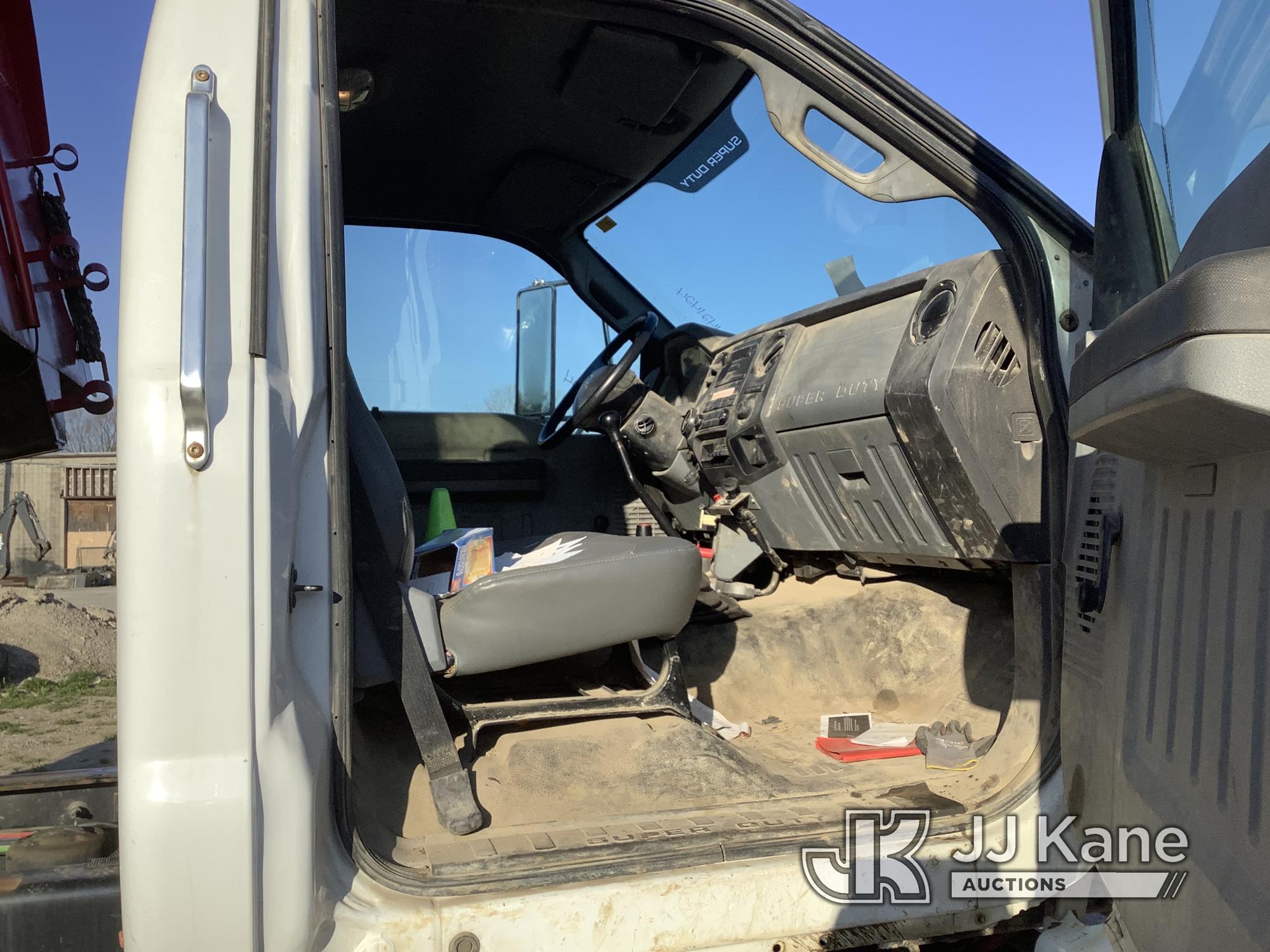 (Houston, PA) 2013 Ford F750 Dump Truck Runs, Moves & Operates, Check Engine Light On, Rust Damage