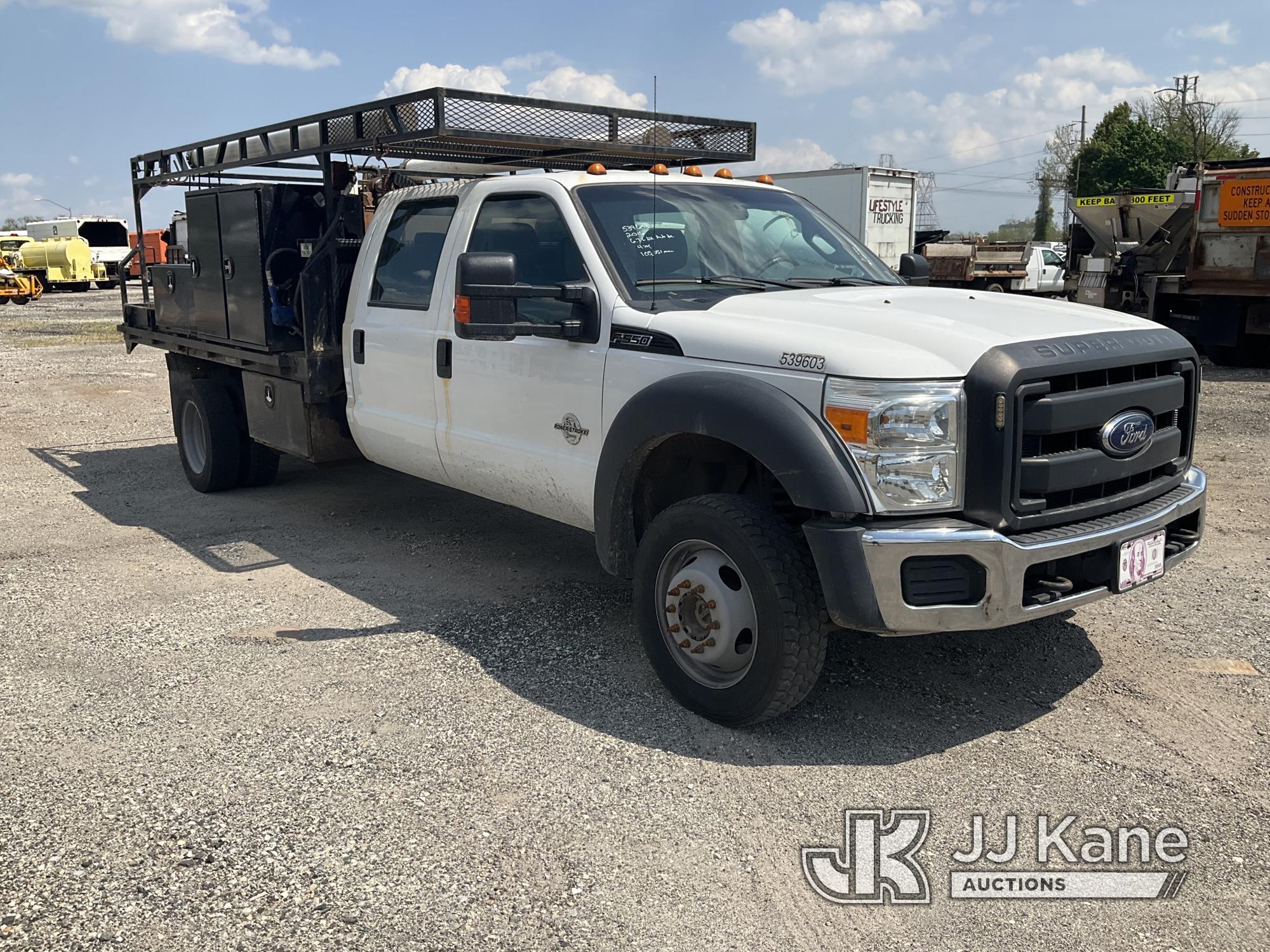 (Plymouth Meeting, PA) 2016 Ford F550 4x4 Crew-Cab Flatbed Truck Runs & Moves, Body & Rust Damage