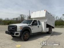 (Fort Wayne, IN) 2015 Ford F550 4x4 Extended-Cab Chipper Dump Truck Runs, Moves & Operates) (Check E