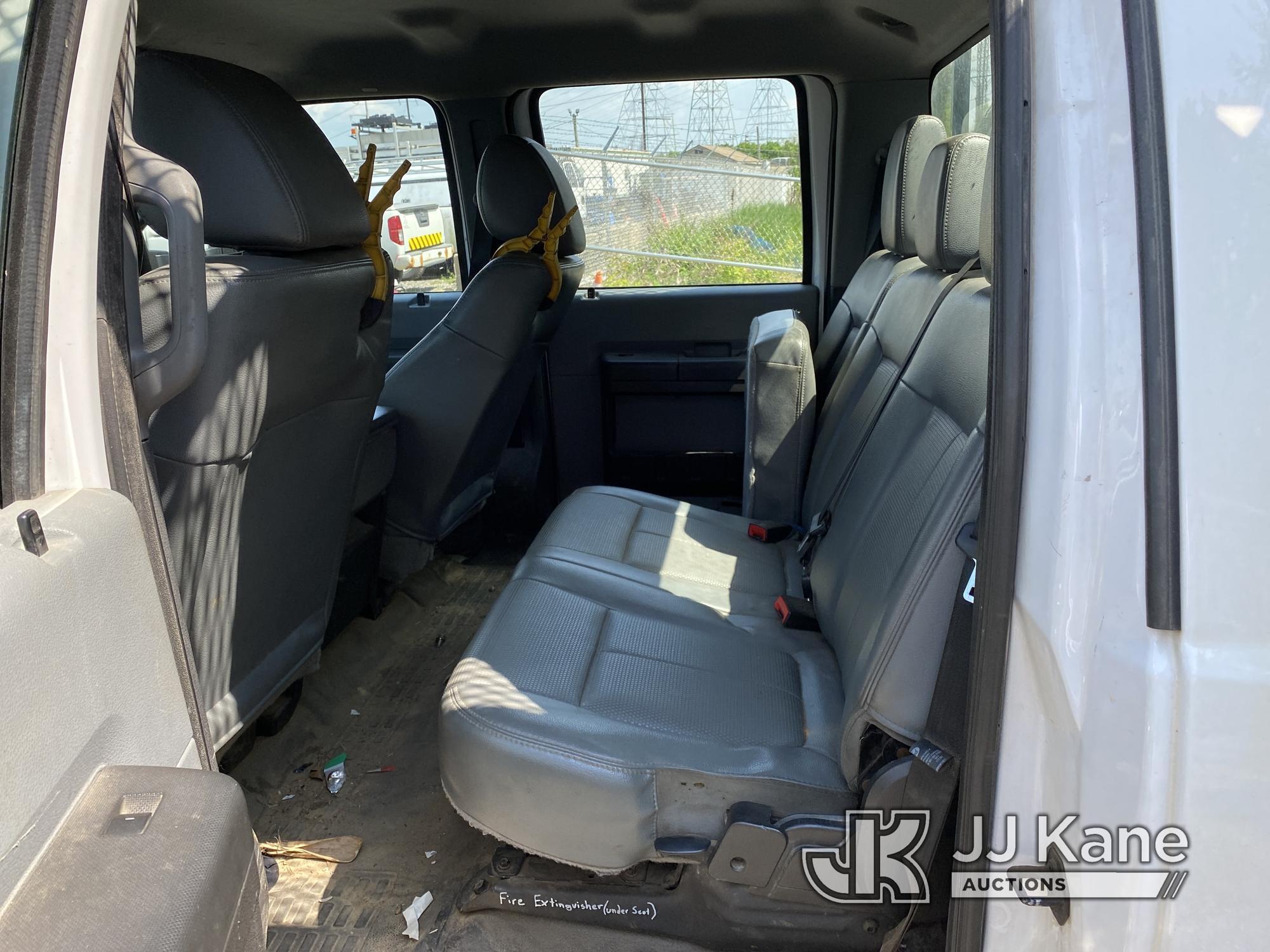 (Plymouth Meeting, PA) 2016 Ford F550 4x4 Crew-Cab Flatbed Truck Runs & Moves, Check Engine Light On