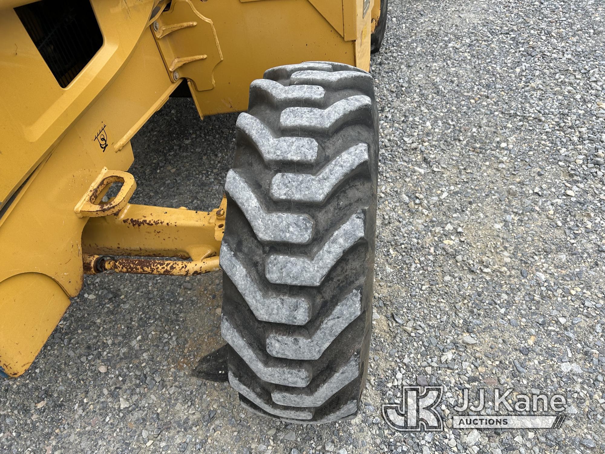 (Hagerstown, MD) 2016 John Deere 310SL Tractor Loader Backhoe Runs, Moves & Operates, Warning Light