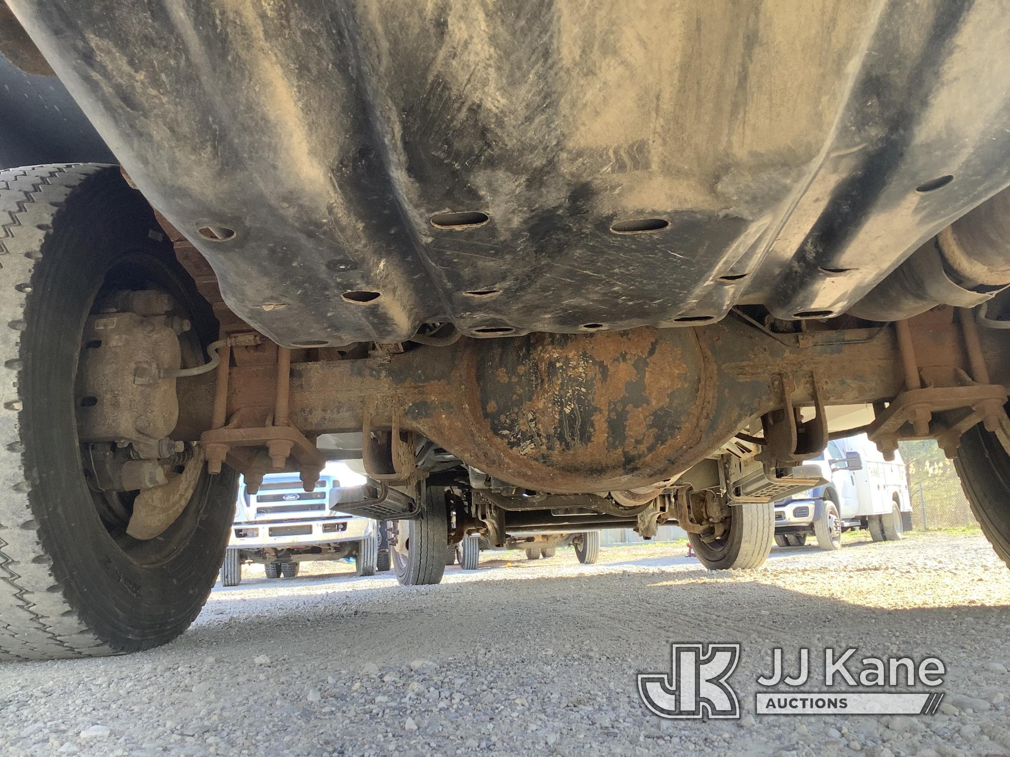 (Houston, PA) 2016 Ford F450 Enclosed Service Truck Runs & Moves) (Rust & Body Damage) ( NOT TO BE S