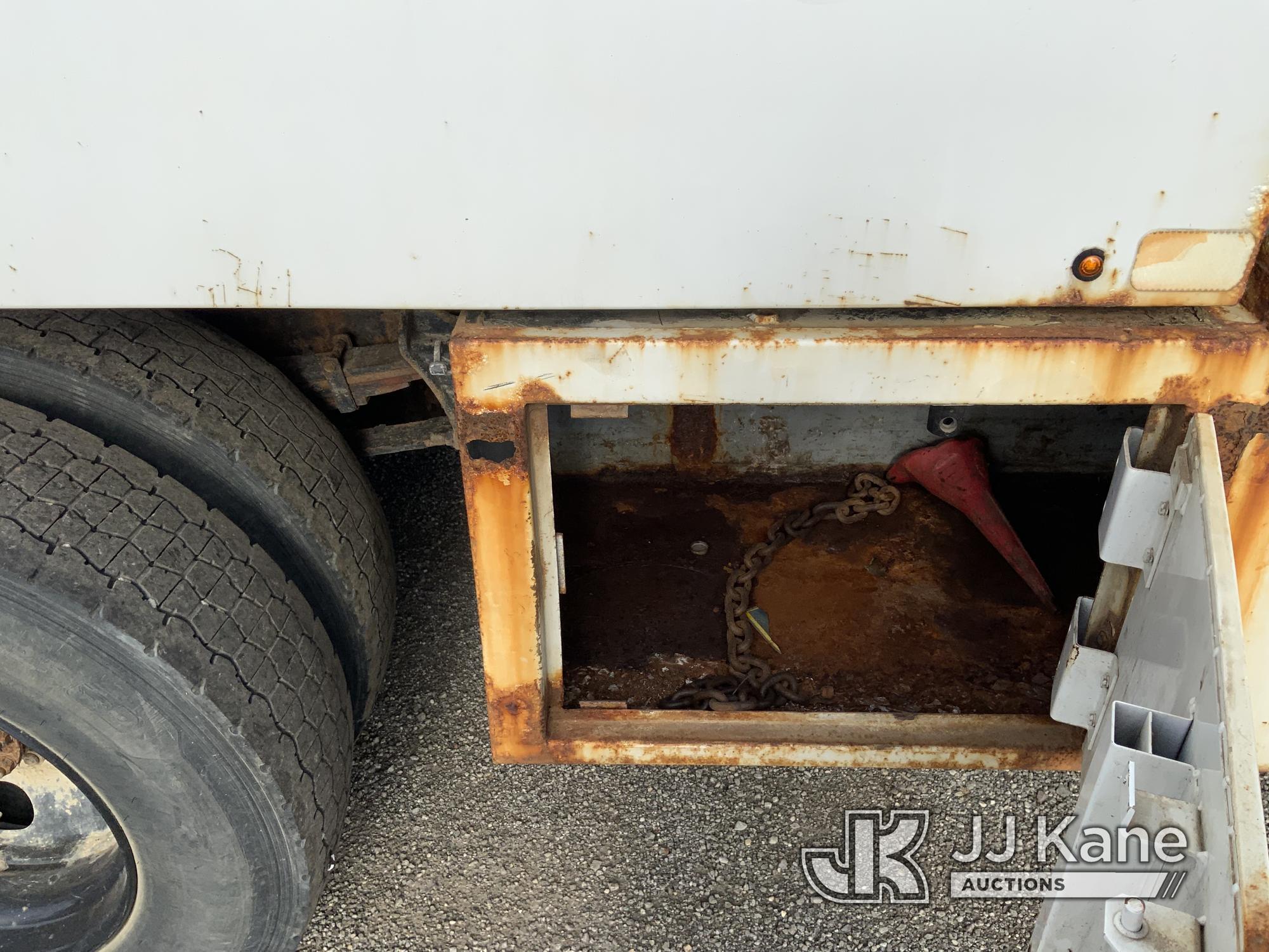 (Ashland, OH) 2012 Ford F750 Chipper Dump Truck Runs & Moves) (Seller States: Needs Brakes Replaced