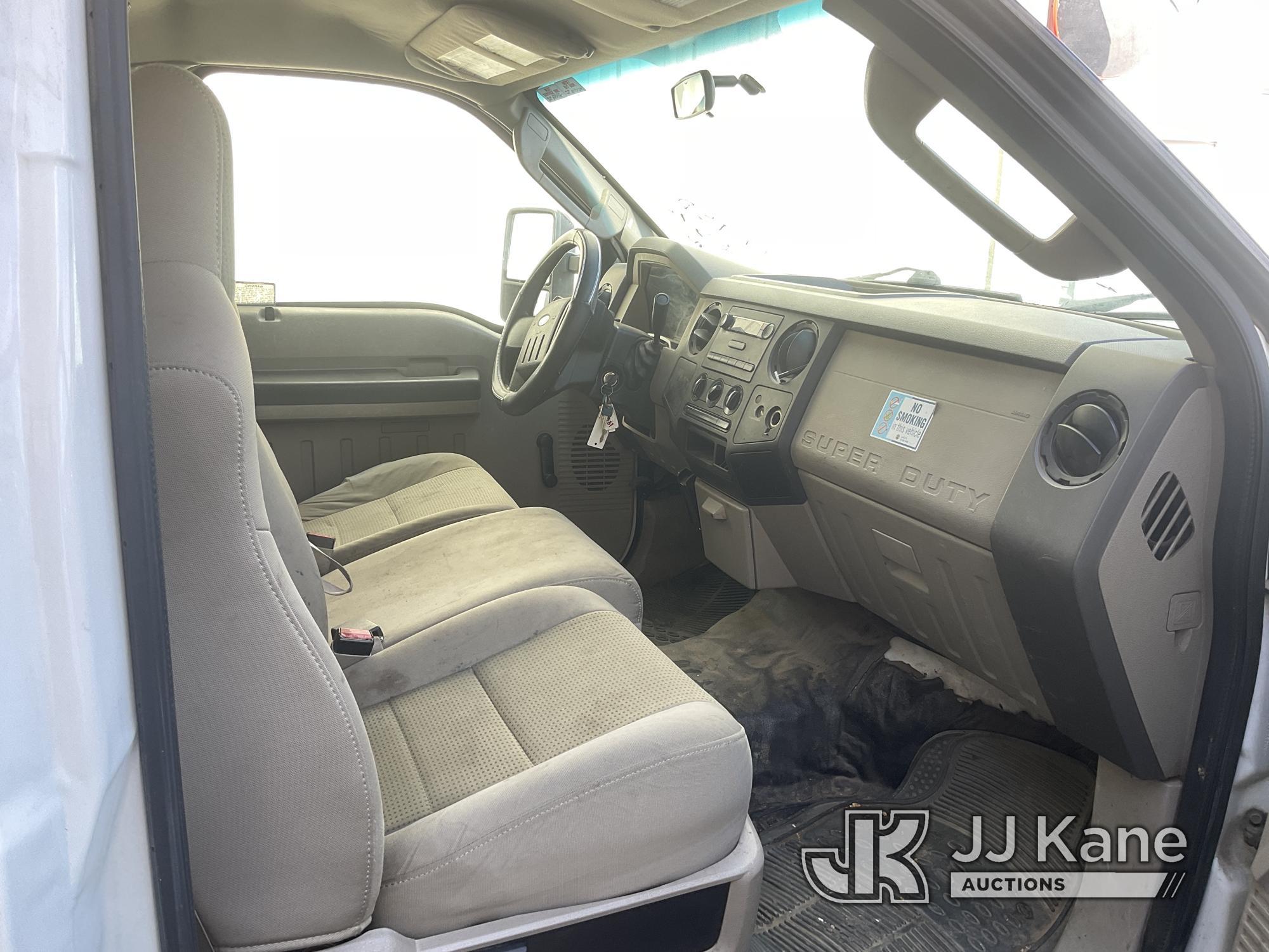(Jurupa Valley, CA) 2008 Ford F-350 SD Utility Truck Runs & Moves, Check Engine Light Is On